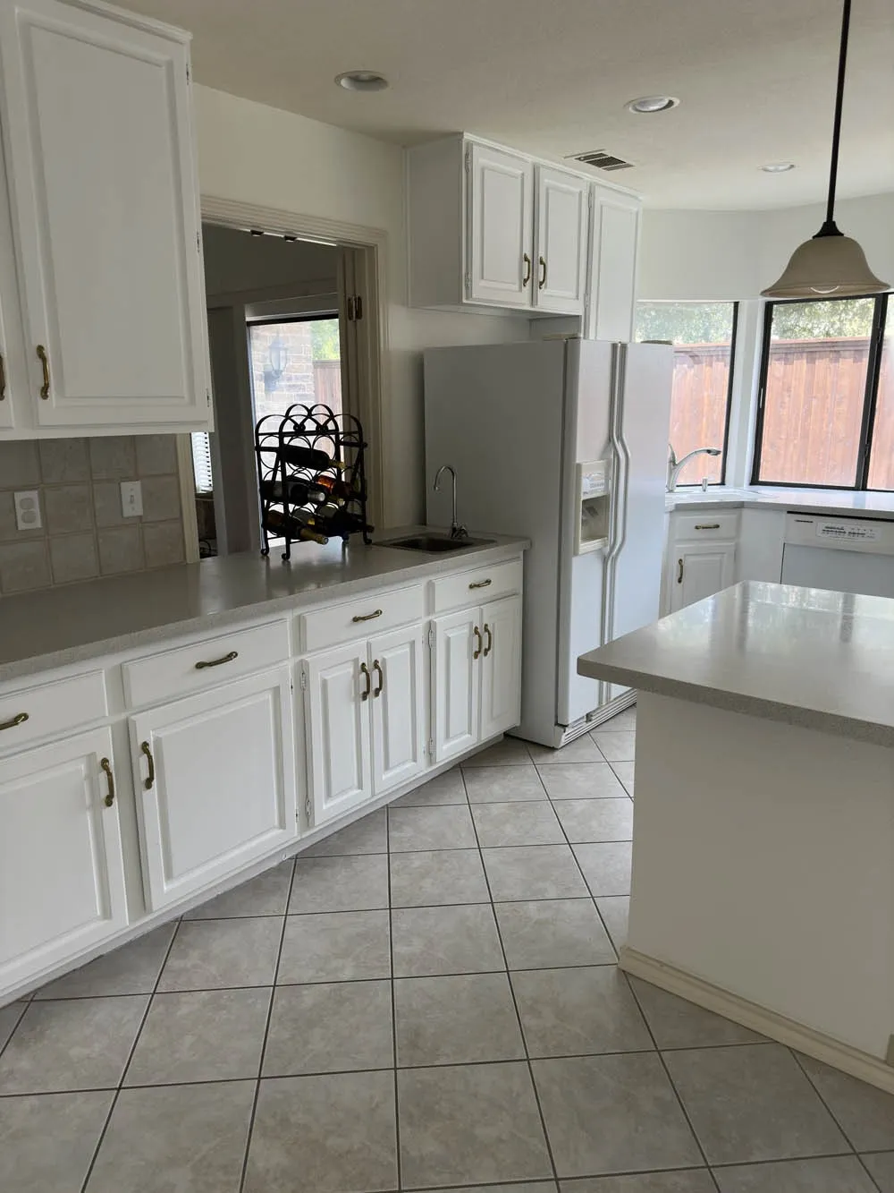 Single Family Residence For Sale in Dallas County , 4114 Leadville Place, Addison, Texas 75001, 3 Bedroom, 2 Bathroom, 2 Garage spaces, 1,868 Sqft, built in 1980, mls#21324784, Real Estate Agent in Addison, Homes For Sale in Dallas county, Homes For Sale in Addison, Realtor in Addison Texas, Real Estate Brokerage Independent Realty Texas, Luminita Cordes Realtor