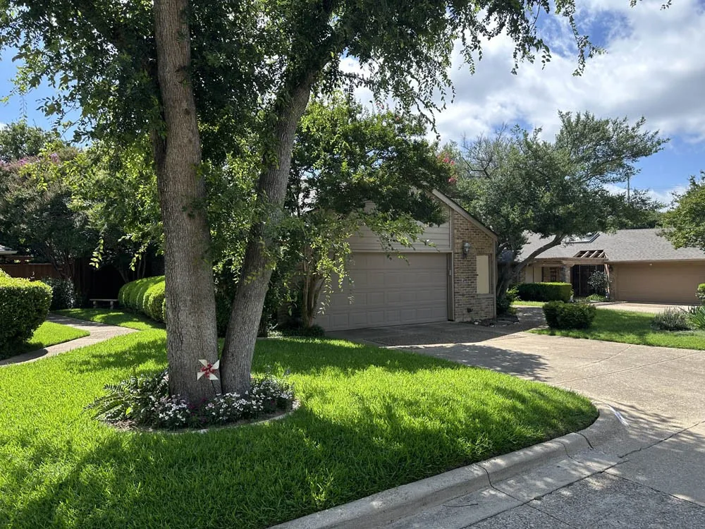 Single Family Residence For Sale in Dallas County , 4114 Leadville Place, Addison, Texas 75001, 3 Bedroom, 2 Bathroom, 2 Garage spaces, 1,868 Sqft, built in 1980, mls#21324784, Real Estate Agent in Addison, Homes For Sale in Dallas county, Homes For Sale in Addison, Realtor in Addison Texas, Real Estate Brokerage Independent Realty Texas, Luminita Cordes Realtor