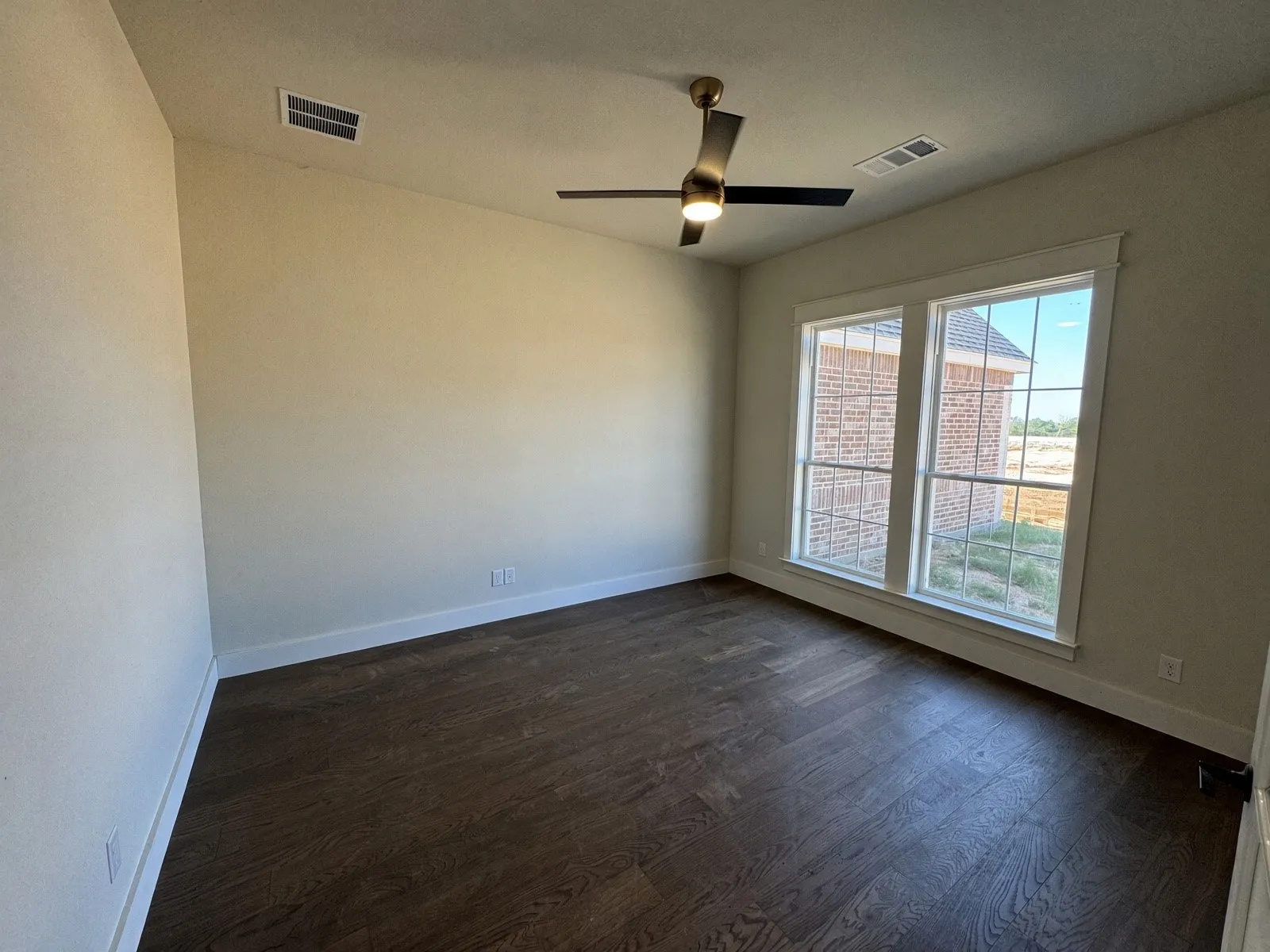 Single Family Residence For Sale in Wise County , 127 Guynell, Decatur, Texas 76234, 5 Bedroom, 3 Bathroom, 3 Garage spaces, 3,111 Sqft, built in 2026, mls#21326157, Real Estate Agent in Decatur, Homes For Sale in Wise county, Homes For Sale in Decatur, Realtor in Decatur Texas, Real Estate Brokerage Independent Realty Texas, Luminita Cordes Realtor