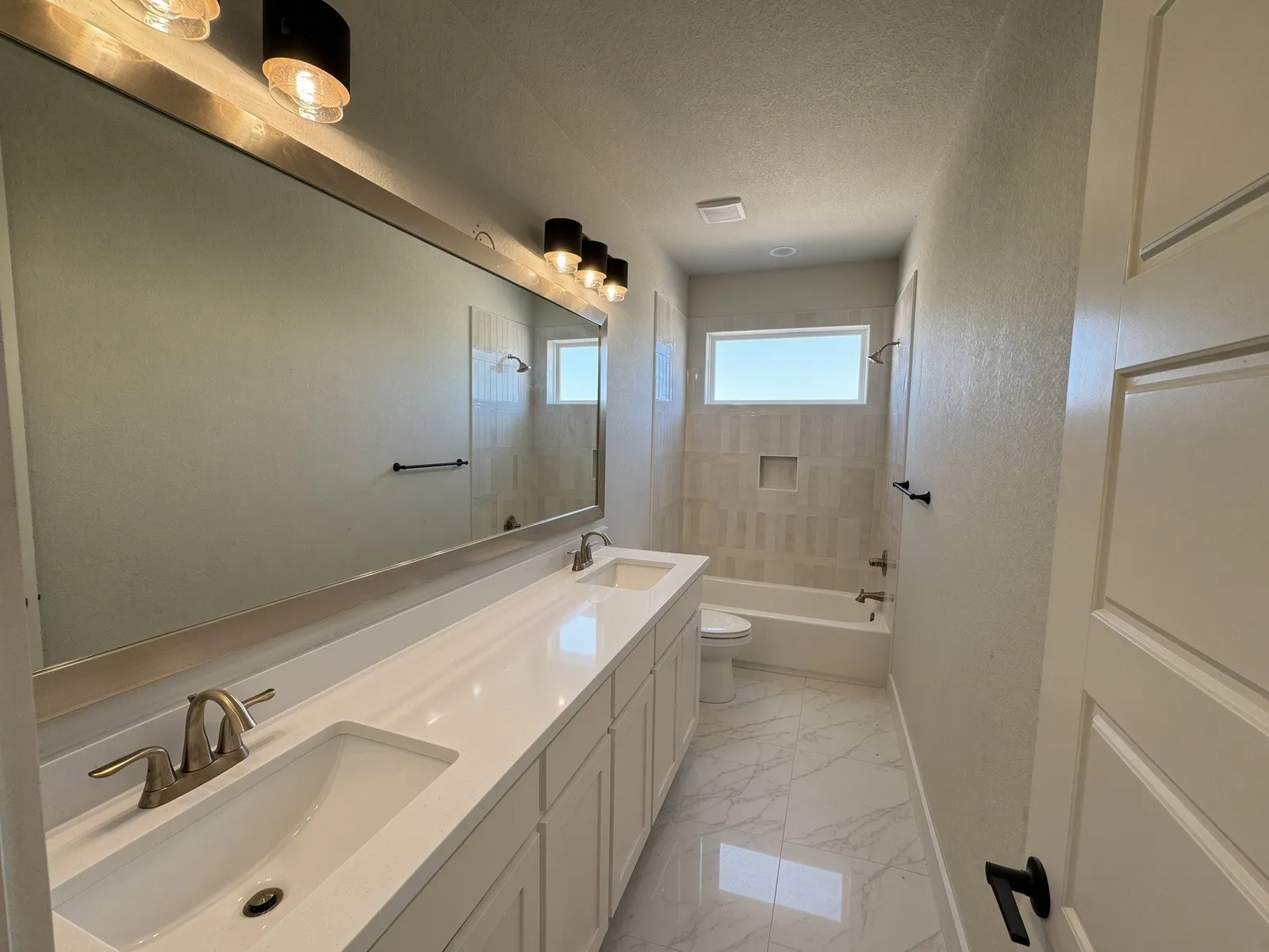 Single Family Residence For Sale in Wise County , 127 Guynell, Decatur, Texas 76234, 5 Bedroom, 3 Bathroom, 3 Garage spaces, 3,111 Sqft, built in 2026, mls#21326157, Real Estate Agent in Decatur, Homes For Sale in Wise county, Homes For Sale in Decatur, Realtor in Decatur Texas, Real Estate Brokerage Independent Realty Texas, Luminita Cordes Realtor