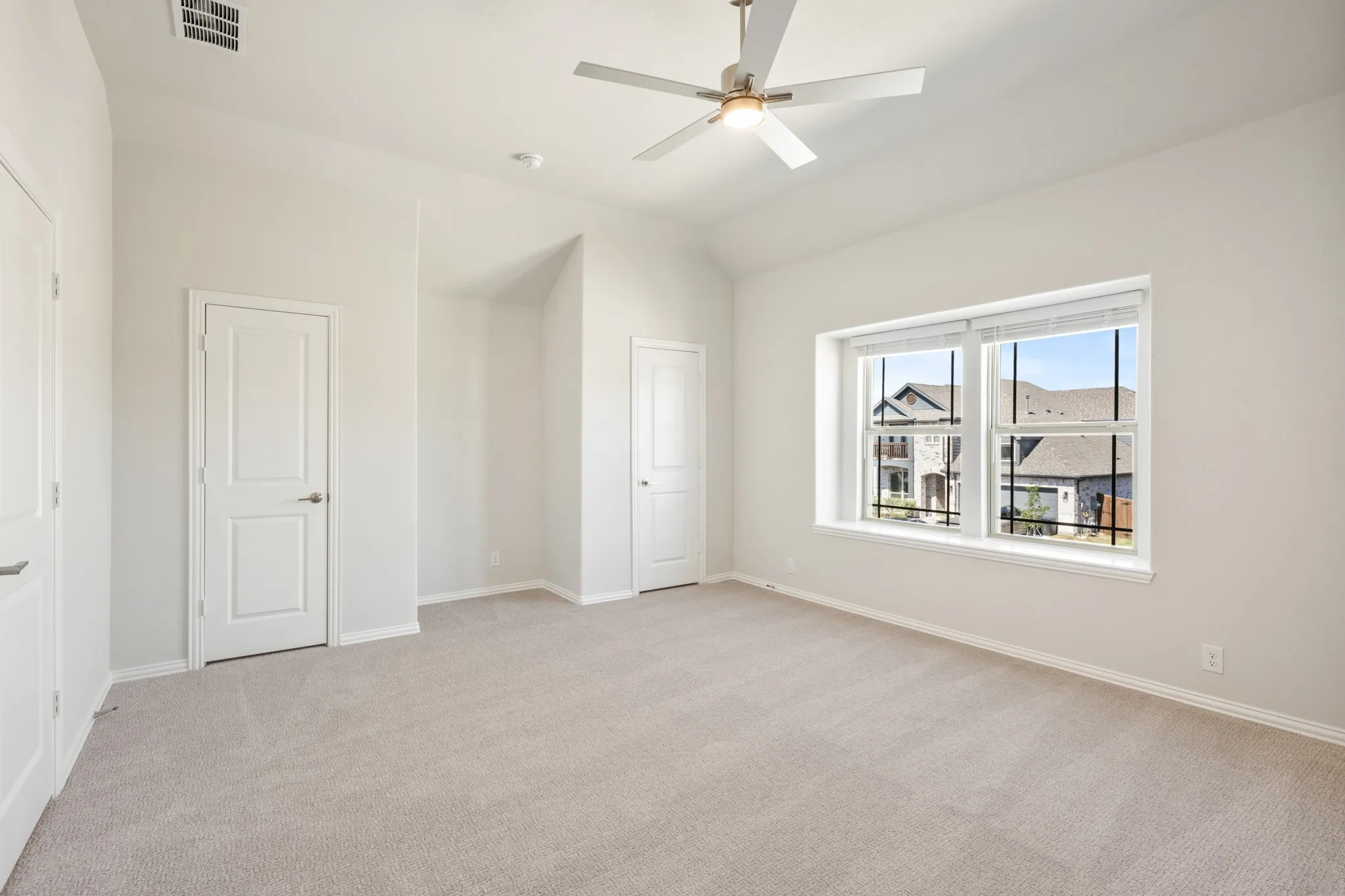 Single Family Residence For Sale in Hunt County , 204 Sweetwater Drive, Commerce, Texas 75428, 4 Bedroom, 3 Bathroom, 2 Garage spaces, 3,285 Sqft, built in 2025, mls#21326163, Real Estate Agent in Commerce, Homes For Sale in Hunt county, Homes For Sale in Commerce, Realtor in Commerce Texas, Real Estate Brokerage Independent Realty Texas, Luminita Cordes Realtor