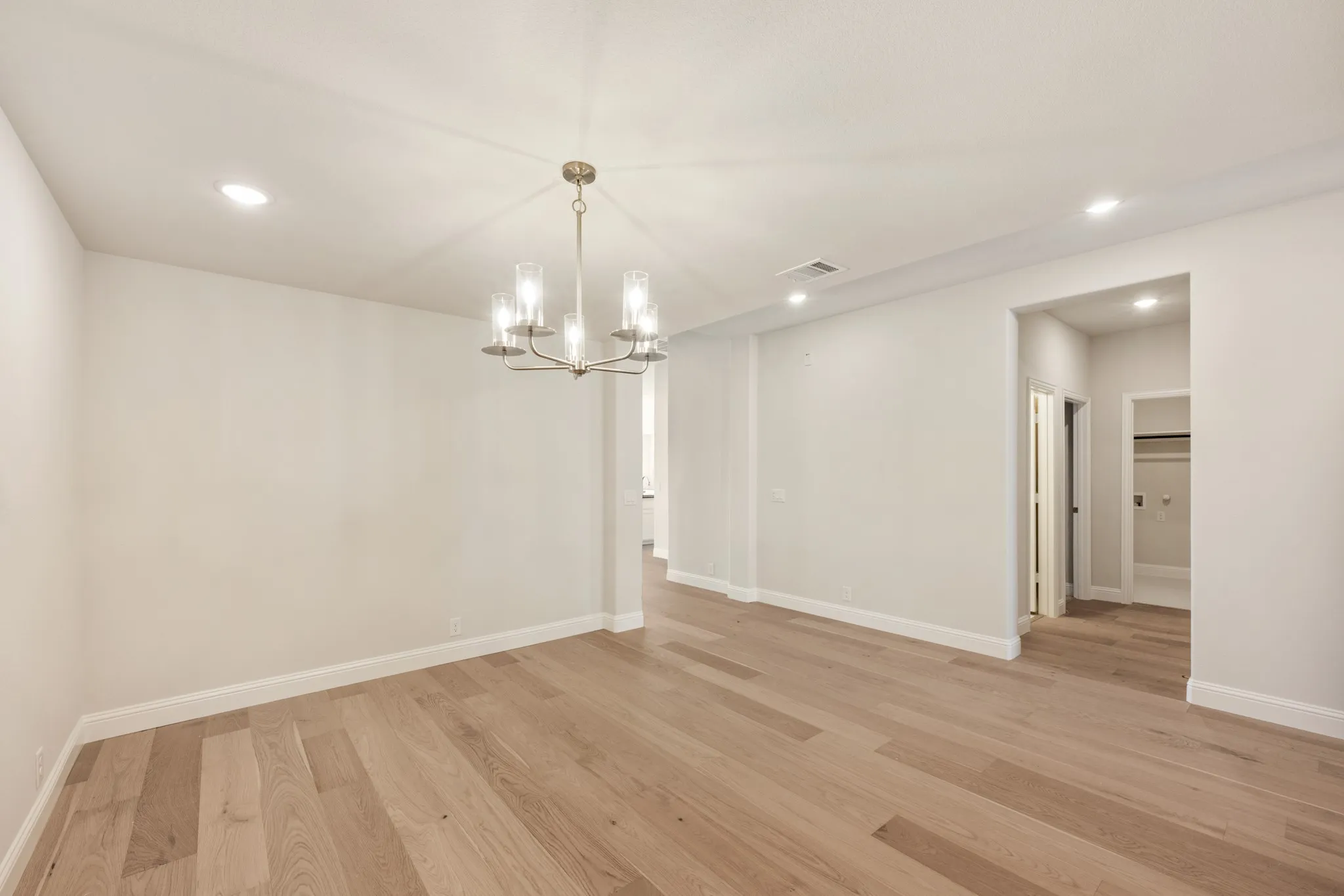 Single Family Residence For Sale in Hunt County , 204 Sweetwater Drive, Commerce, Texas 75428, 4 Bedroom, 3 Bathroom, 2 Garage spaces, 3,285 Sqft, built in 2025, mls#21326163, Real Estate Agent in Commerce, Homes For Sale in Hunt county, Homes For Sale in Commerce, Realtor in Commerce Texas, Real Estate Brokerage Independent Realty Texas, Luminita Cordes Realtor