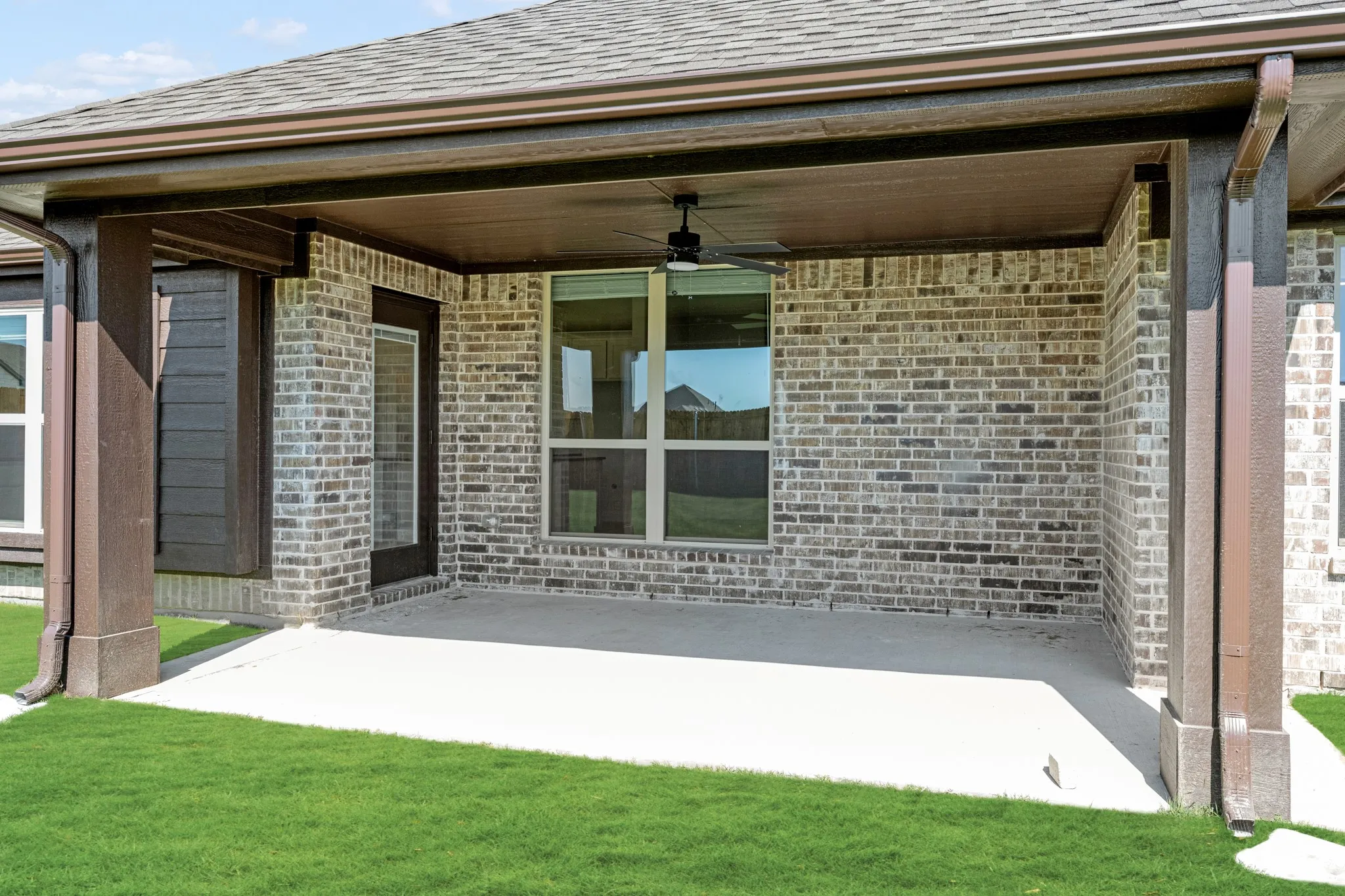 Single Family Residence For Sale in Hunt County , 204 Sweetwater Drive, Commerce, Texas 75428, 4 Bedroom, 3 Bathroom, 2 Garage spaces, 3,285 Sqft, built in 2025, mls#21326163, Real Estate Agent in Commerce, Homes For Sale in Hunt county, Homes For Sale in Commerce, Realtor in Commerce Texas, Real Estate Brokerage Independent Realty Texas, Luminita Cordes Realtor