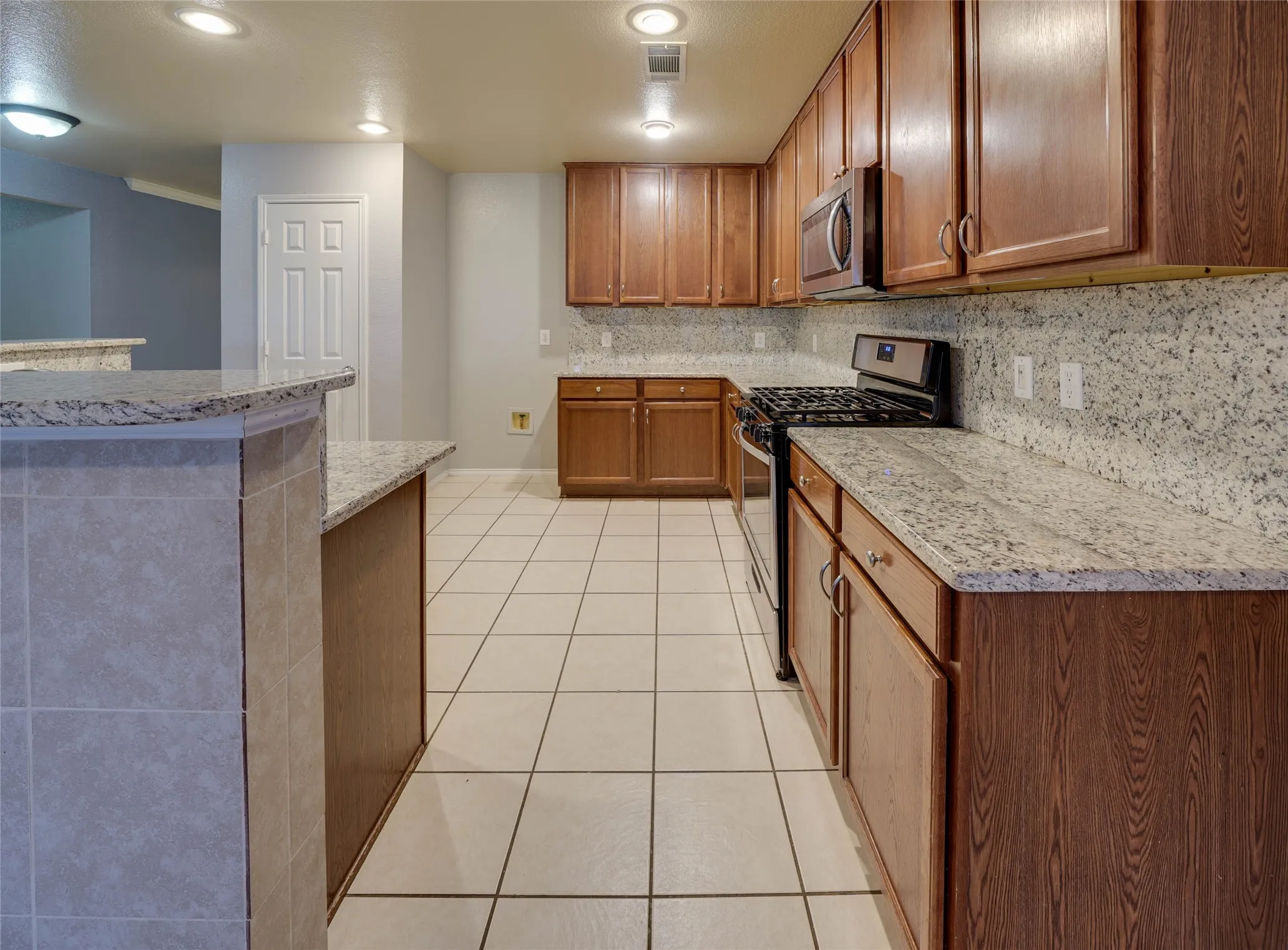 Single Family Residence For Rent in Rockwall County , 506 Hickory Lane, Fate, Texas 75087, 4 Bedroom, 3 Bathroom, 2 Garage spaces, 2,833 Sqft, built in 2006, mls#21324364, Real Estate Agent in Fate, Homes For Rent in Rockwall county, Homes For Rent in Fate, Realtor in Fate Texas, Real Estate Brokerage Independent Realty Texas, Luminita Cordes Realtor