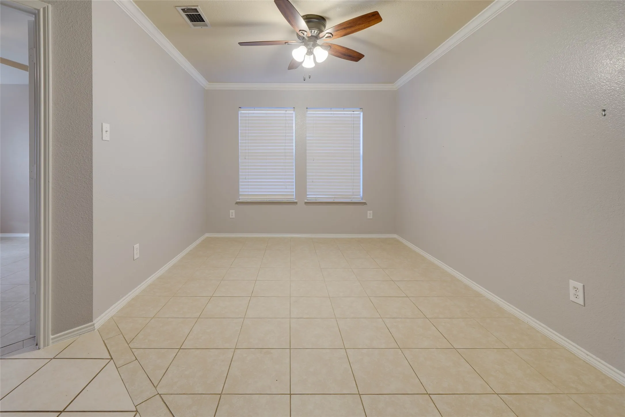 Single Family Residence For Rent in Rockwall County , 506 Hickory Lane, Fate, Texas 75087, 4 Bedroom, 3 Bathroom, 2 Garage spaces, 2,833 Sqft, built in 2006, mls#21324364, Real Estate Agent in Fate, Homes For Rent in Rockwall county, Homes For Rent in Fate, Realtor in Fate Texas, Real Estate Brokerage Independent Realty Texas, Luminita Cordes Realtor