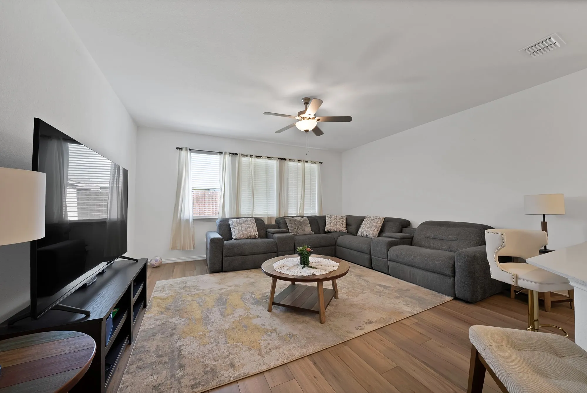 Single Family Residence For Sale in Kaufman County , 1828 Memorable Moment Drive, Crandall, Texas 75114, 4 Bedroom, 2 Bathroom, 2 Garage spaces, 2,078 Sqft, built in 2023, Price $289,000, mls#21325994, Real Estate Agent in Crandall, Homes For Sale in Kaufman county, Homes For Sale in Crandall, Realtor in Crandall Texas, Real Estate Brokerage Independent Realty Texas, Luminita Cordes Realtor