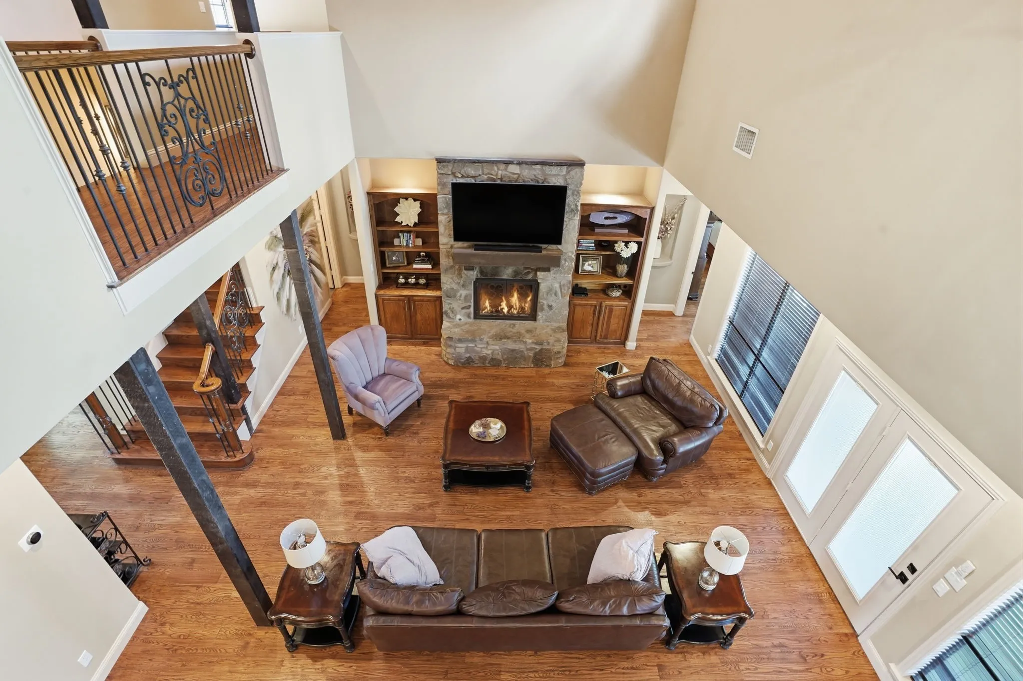 Single Family Residence For Sale in Tarrant County , 700 Briar Ridge Drive, Keller, Texas 76248, 4 Bedroom, 4 Bathroom, 3 Garage spaces, 3,906 Sqft, built in 2006, mls#21317249, Real Estate Agent in Keller, Homes For Sale in Tarrant county, Homes For Sale in Keller, Realtor in Keller Texas, Real Estate Brokerage Independent Realty Texas, Luminita Cordes Realtor