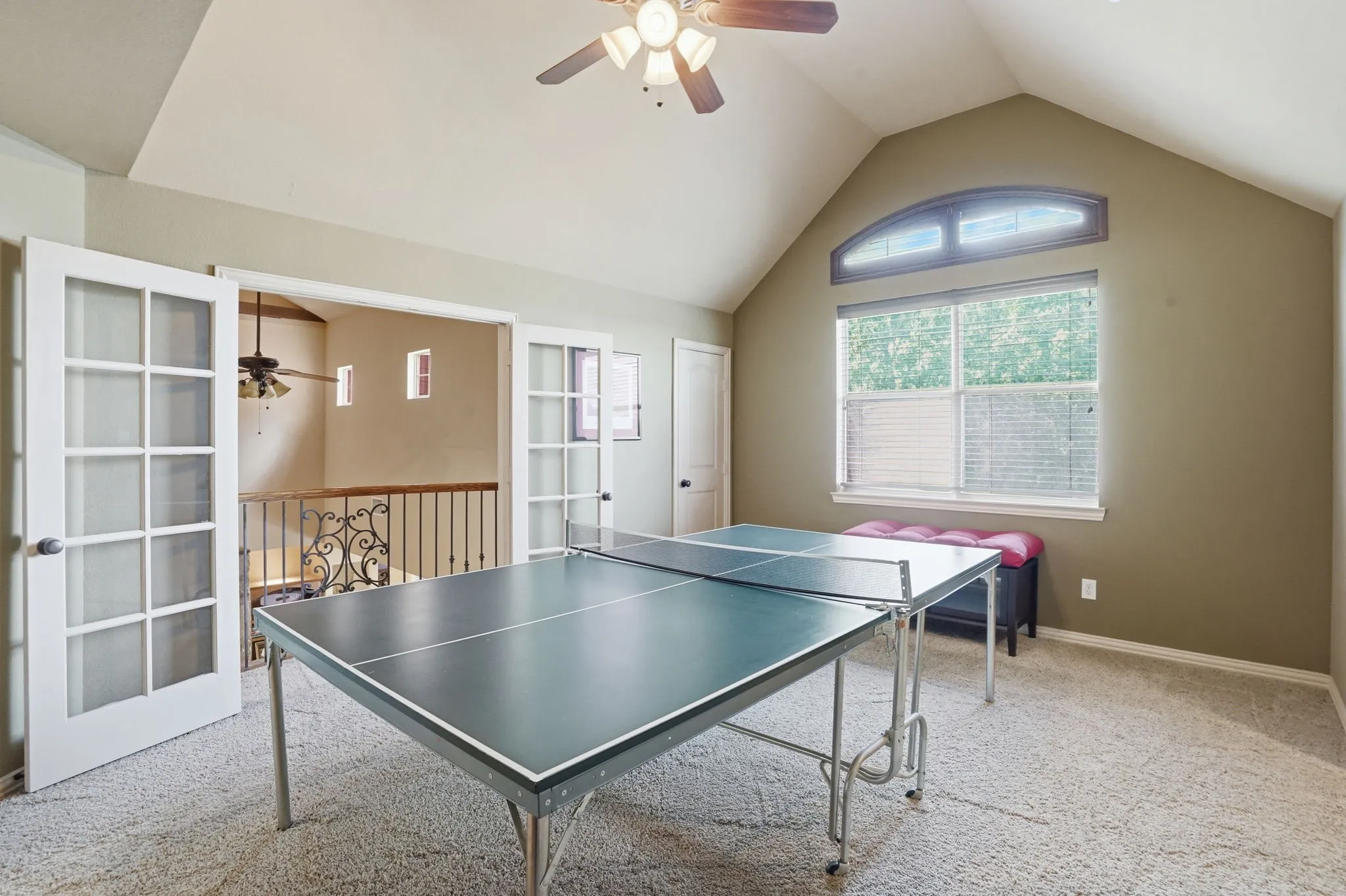 Single Family Residence For Sale in Tarrant County , 700 Briar Ridge Drive, Keller, Texas 76248, 4 Bedroom, 4 Bathroom, 3 Garage spaces, 3,906 Sqft, built in 2006, mls#21317249, Real Estate Agent in Keller, Homes For Sale in Tarrant county, Homes For Sale in Keller, Realtor in Keller Texas, Real Estate Brokerage Independent Realty Texas, Luminita Cordes Realtor