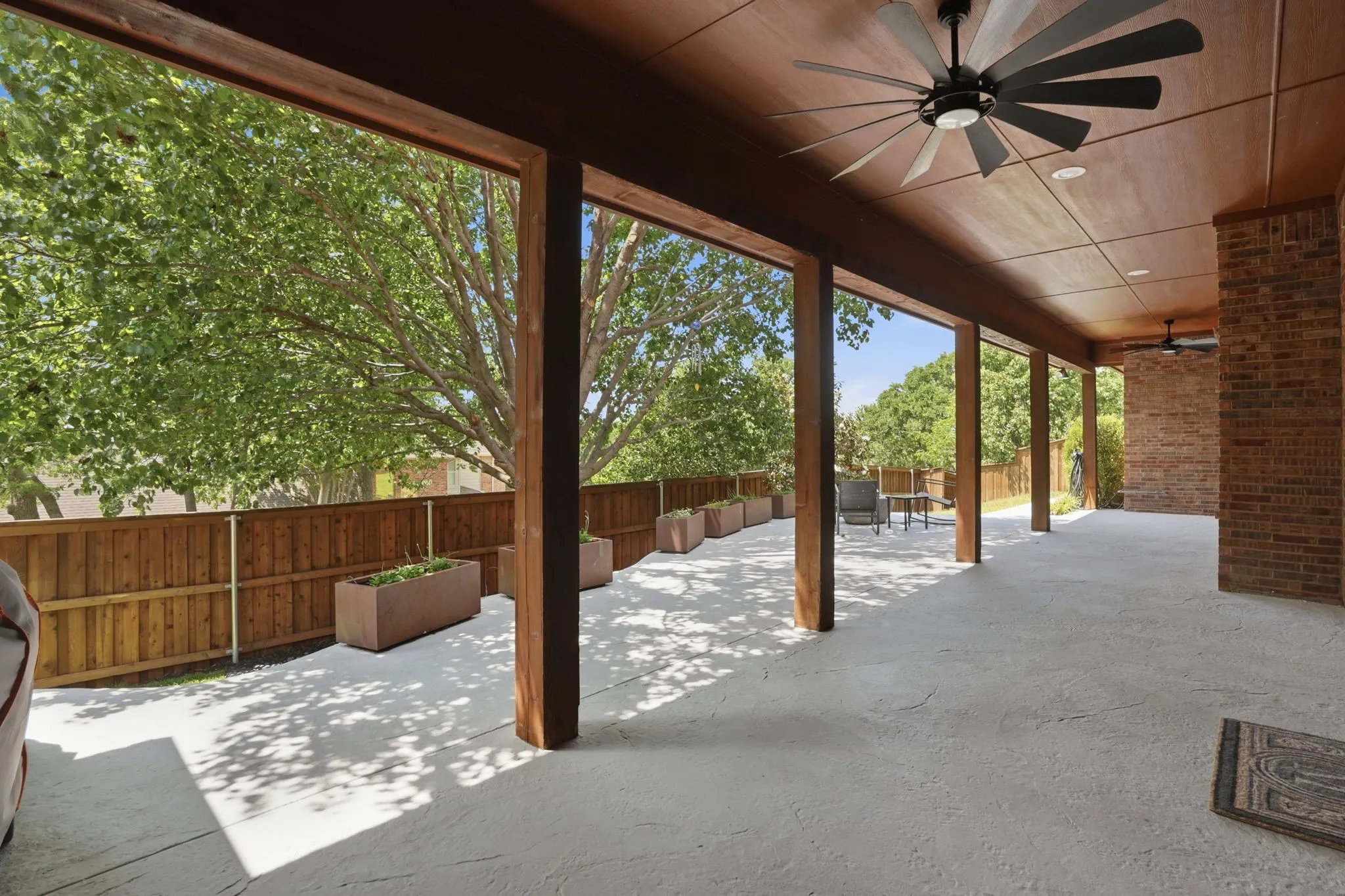 Single Family Residence For Sale in Tarrant County , 700 Briar Ridge Drive, Keller, Texas 76248, 4 Bedroom, 4 Bathroom, 3 Garage spaces, 3,906 Sqft, built in 2006, mls#21317249, Real Estate Agent in Keller, Homes For Sale in Tarrant county, Homes For Sale in Keller, Realtor in Keller Texas, Real Estate Brokerage Independent Realty Texas, Luminita Cordes Realtor