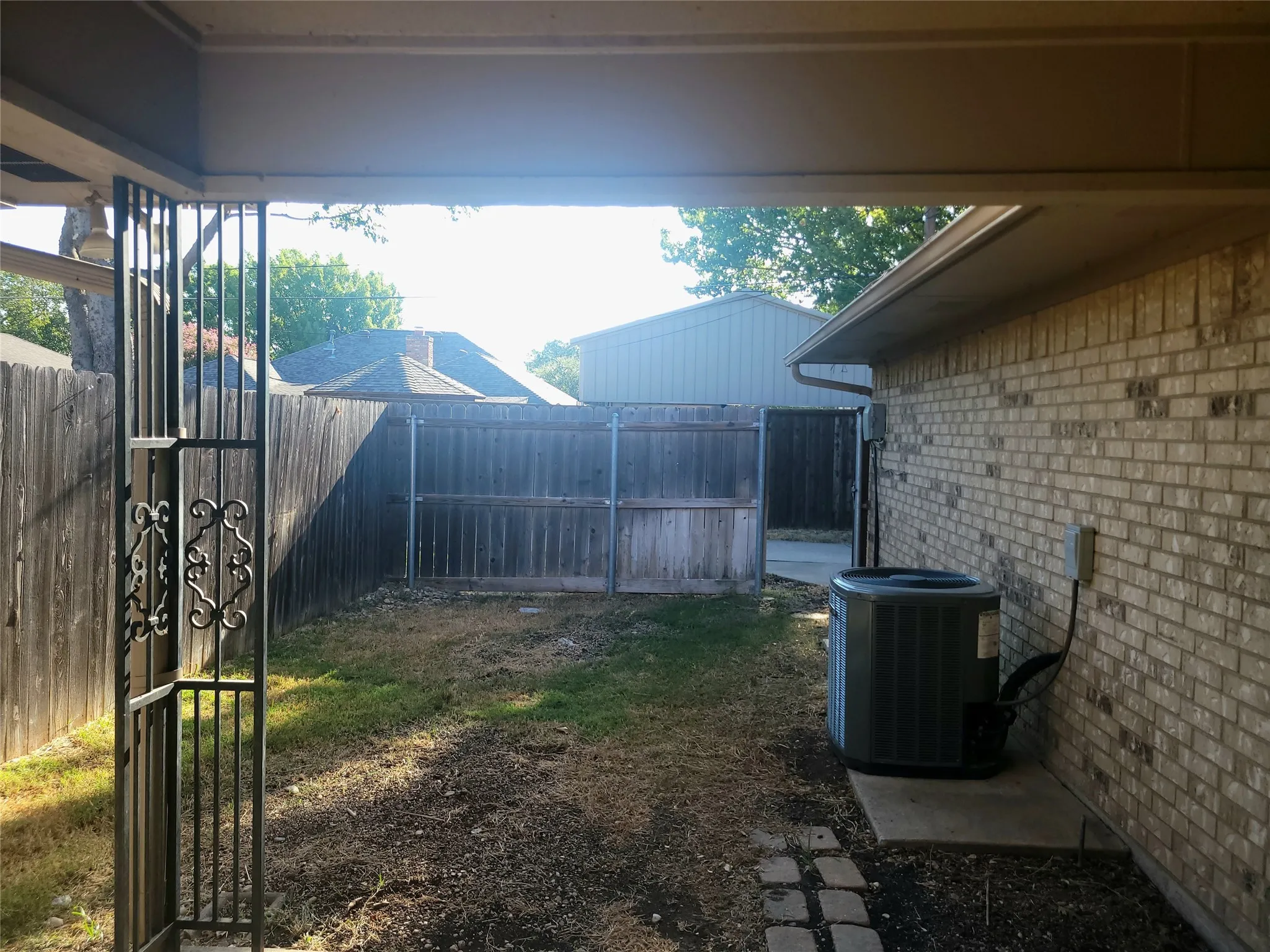 2nd patio and backyard