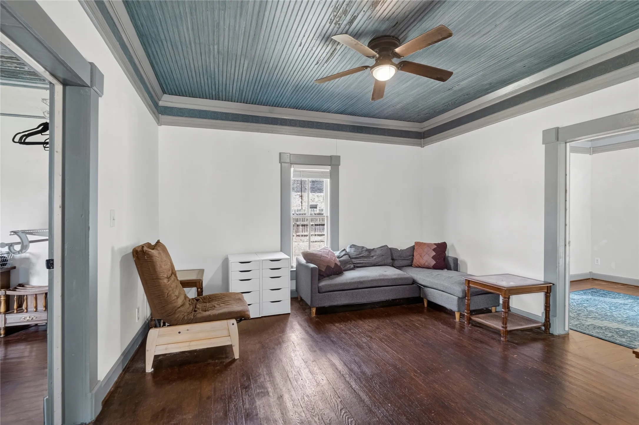 Single Family Residence For Sale in Denton County , 203 Plum Street, Sanger, Texas 76266, 2 Bedroom, 1 Bathroom, Garage spaces, 784 Sqft, built in 1969, mls#21317024, Real Estate Agent in Sanger, Homes For Sale in Denton county, Homes For Sale in Sanger, Realtor in Sanger Texas, Real Estate Brokerage Independent Realty Texas, Luminita Cordes Realtor
