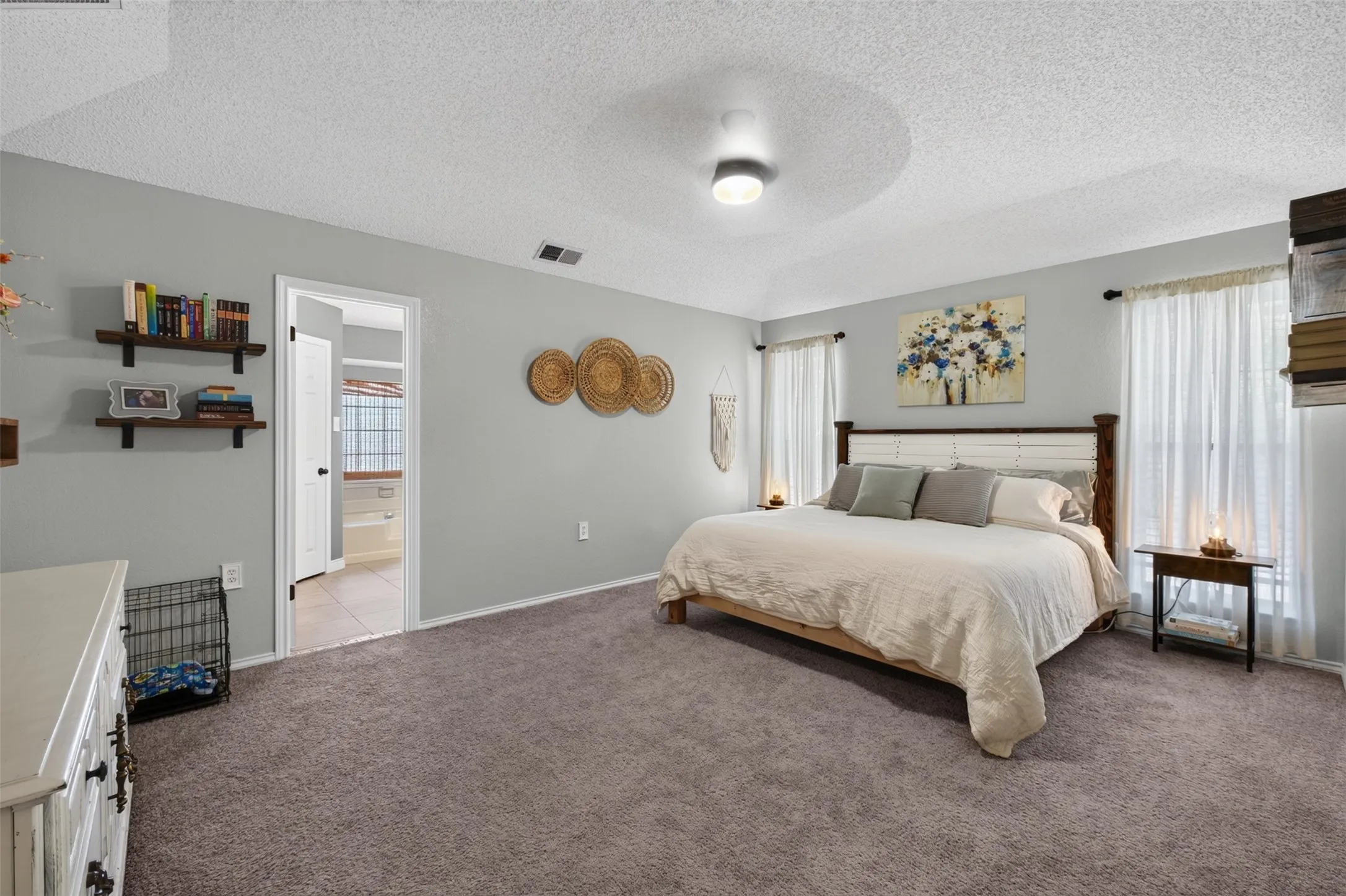 Single Family Residence For Sale in Callahan County , 1705 Alamo Court, Clyde, Texas 79510, 5 Bedroom, 2 Bathroom, Garage spaces, 2,257 Sqft, built in 1992, mls#21317490, Real Estate Agent in Clyde, Homes For Sale in Callahan county, Homes For Sale in Clyde, Realtor in Clyde Texas, Real Estate Brokerage Independent Realty Texas, Luminita Cordes Realtor