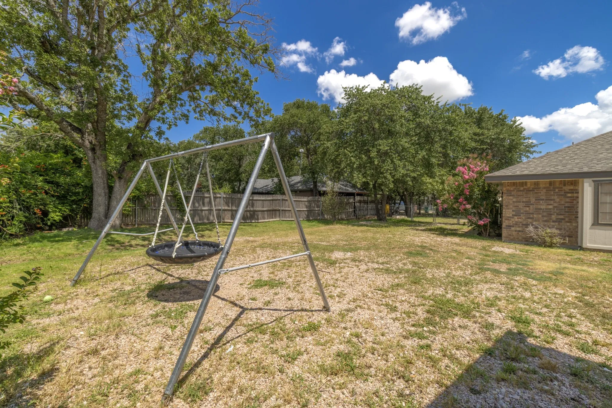 Single Family Residence For Sale in Callahan County , 1705 Alamo Court, Clyde, Texas 79510, 5 Bedroom, 2 Bathroom, Garage spaces, 2,257 Sqft, built in 1992, mls#21317490, Real Estate Agent in Clyde, Homes For Sale in Callahan county, Homes For Sale in Clyde, Realtor in Clyde Texas, Real Estate Brokerage Independent Realty Texas, Luminita Cordes Realtor