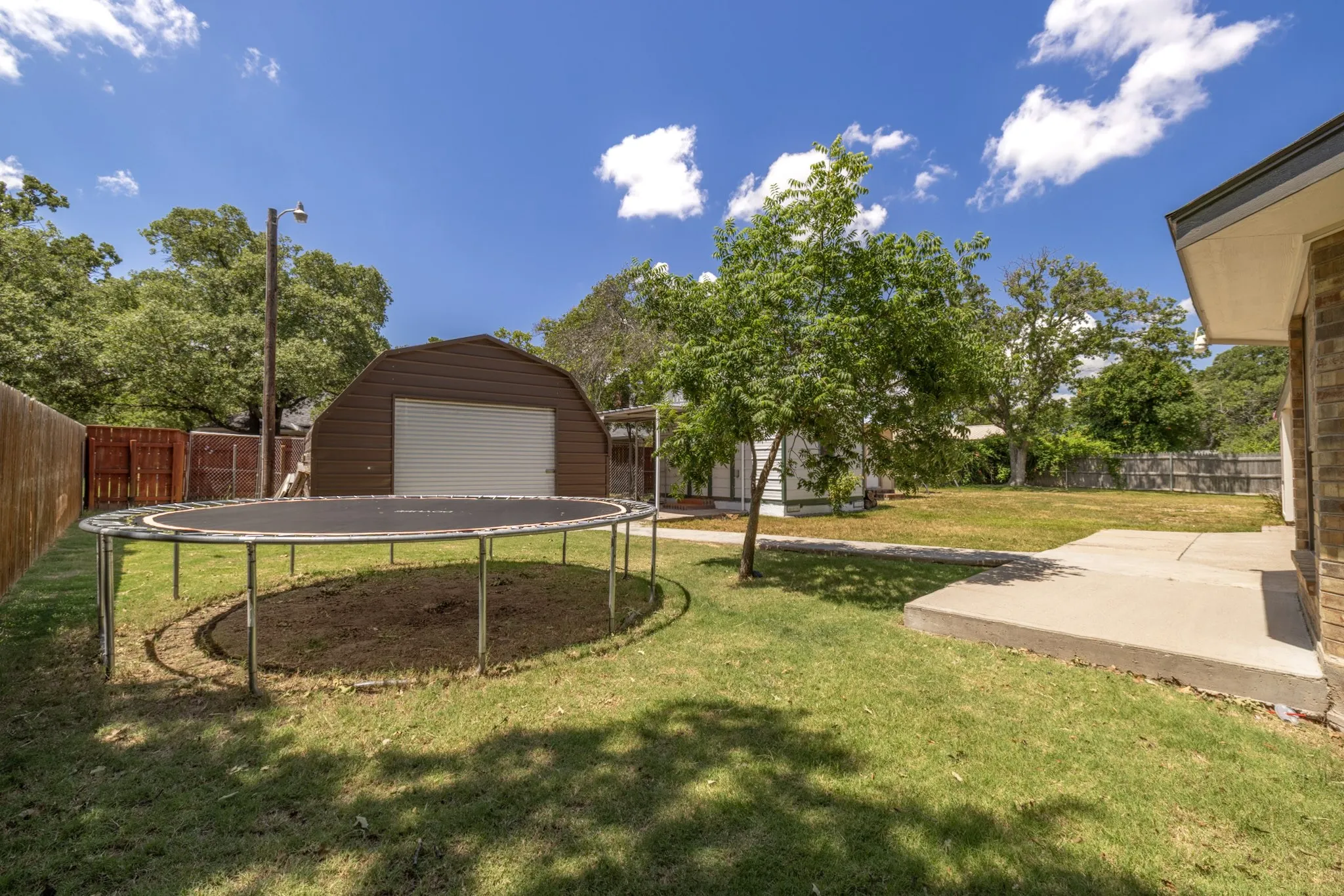 Single Family Residence For Sale in Callahan County , 1705 Alamo Court, Clyde, Texas 79510, 5 Bedroom, 2 Bathroom, Garage spaces, 2,257 Sqft, built in 1992, mls#21317490, Real Estate Agent in Clyde, Homes For Sale in Callahan county, Homes For Sale in Clyde, Realtor in Clyde Texas, Real Estate Brokerage Independent Realty Texas, Luminita Cordes Realtor