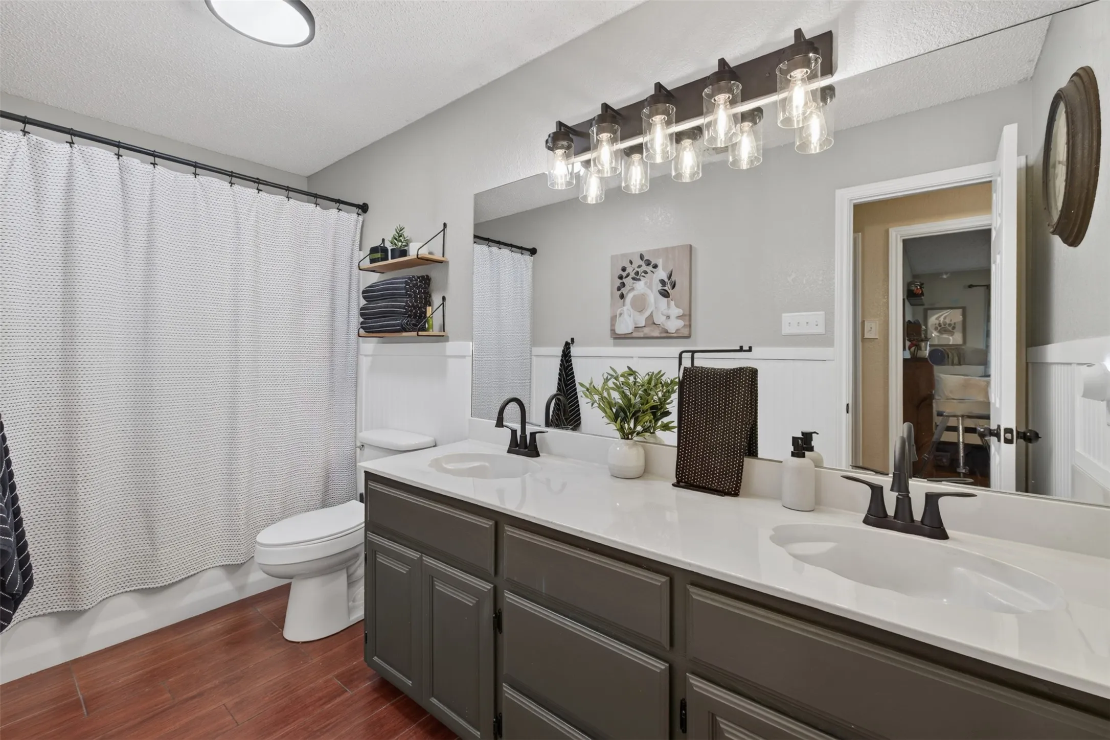 Single Family Residence For Sale in Callahan County , 1705 Alamo Court, Clyde, Texas 79510, 5 Bedroom, 2 Bathroom, Garage spaces, 2,257 Sqft, built in 1992, mls#21317490, Real Estate Agent in Clyde, Homes For Sale in Callahan county, Homes For Sale in Clyde, Realtor in Clyde Texas, Real Estate Brokerage Independent Realty Texas, Luminita Cordes Realtor