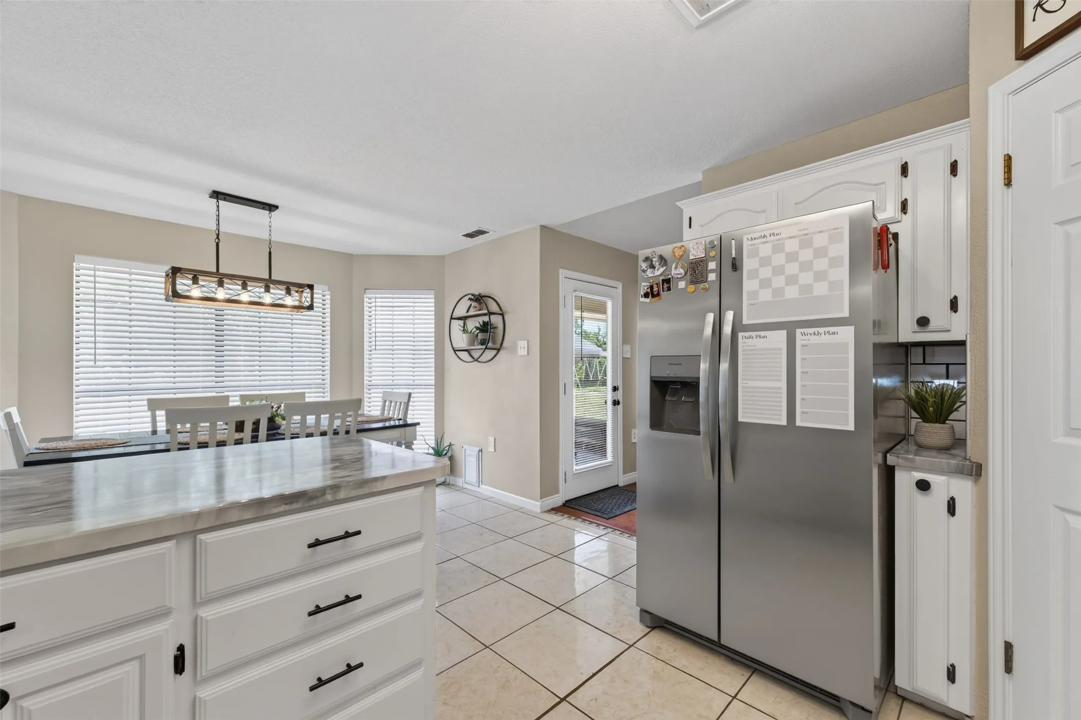 Single Family Residence For Sale in Callahan County , 1705 Alamo Court, Clyde, Texas 79510, 5 Bedroom, 2 Bathroom, Garage spaces, 2,257 Sqft, built in 1992, mls#21317490, Real Estate Agent in Clyde, Homes For Sale in Callahan county, Homes For Sale in Clyde, Realtor in Clyde Texas, Real Estate Brokerage Independent Realty Texas, Luminita Cordes Realtor