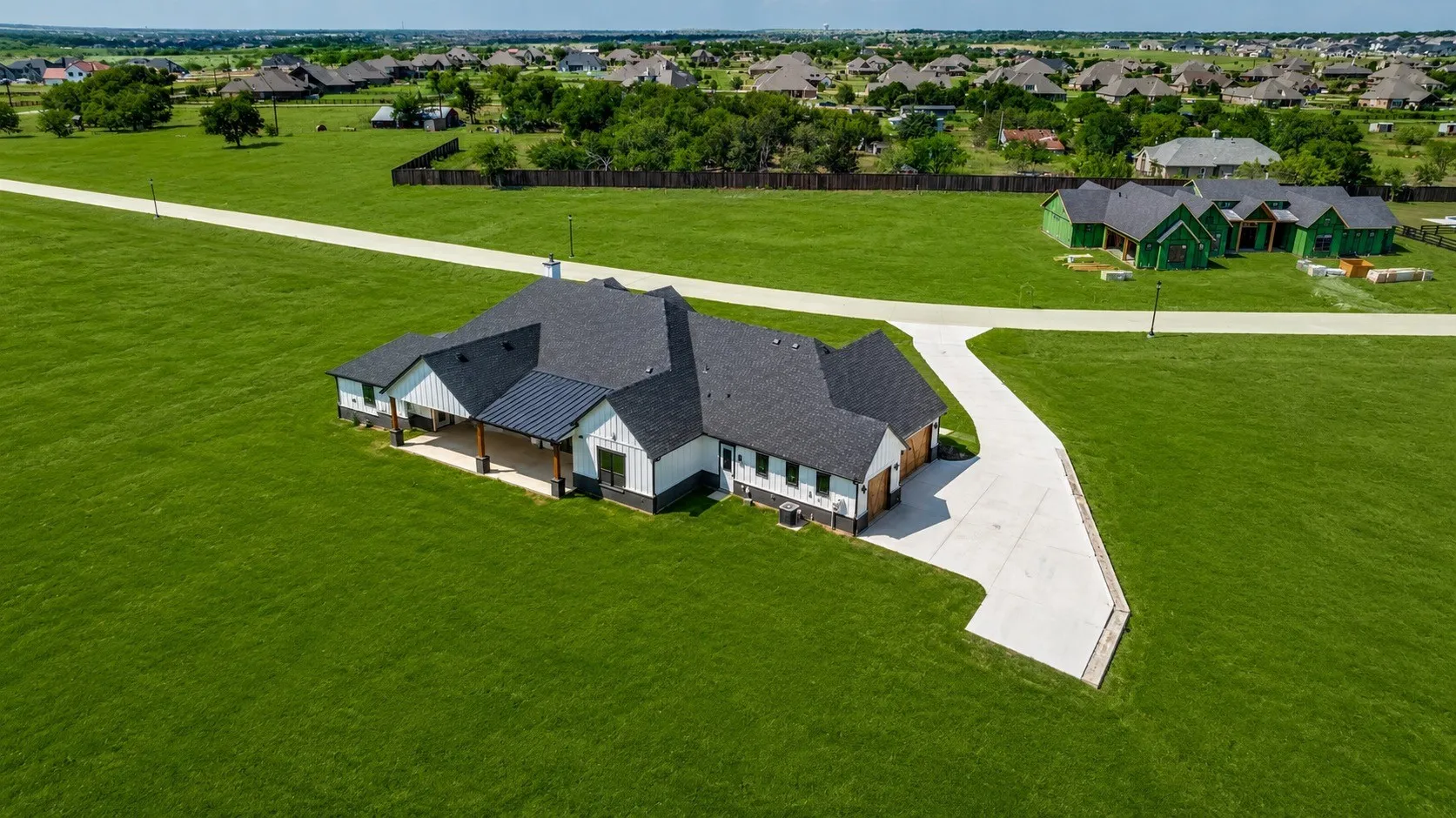 Single Family Residence For Sale in Denton County , 2909 Southbay Circle, Northlake, Texas 76226, 4 Bedroom, 3 Bathroom, 3 Garage spaces, 3,199 Sqft, built in 2026, mls#21321951, Real Estate Agent in Northlake, Homes For Sale in Denton county, Homes For Sale in Northlake, Realtor in Northlake Texas, Real Estate Brokerage Independent Realty Texas, Luminita Cordes Realtor