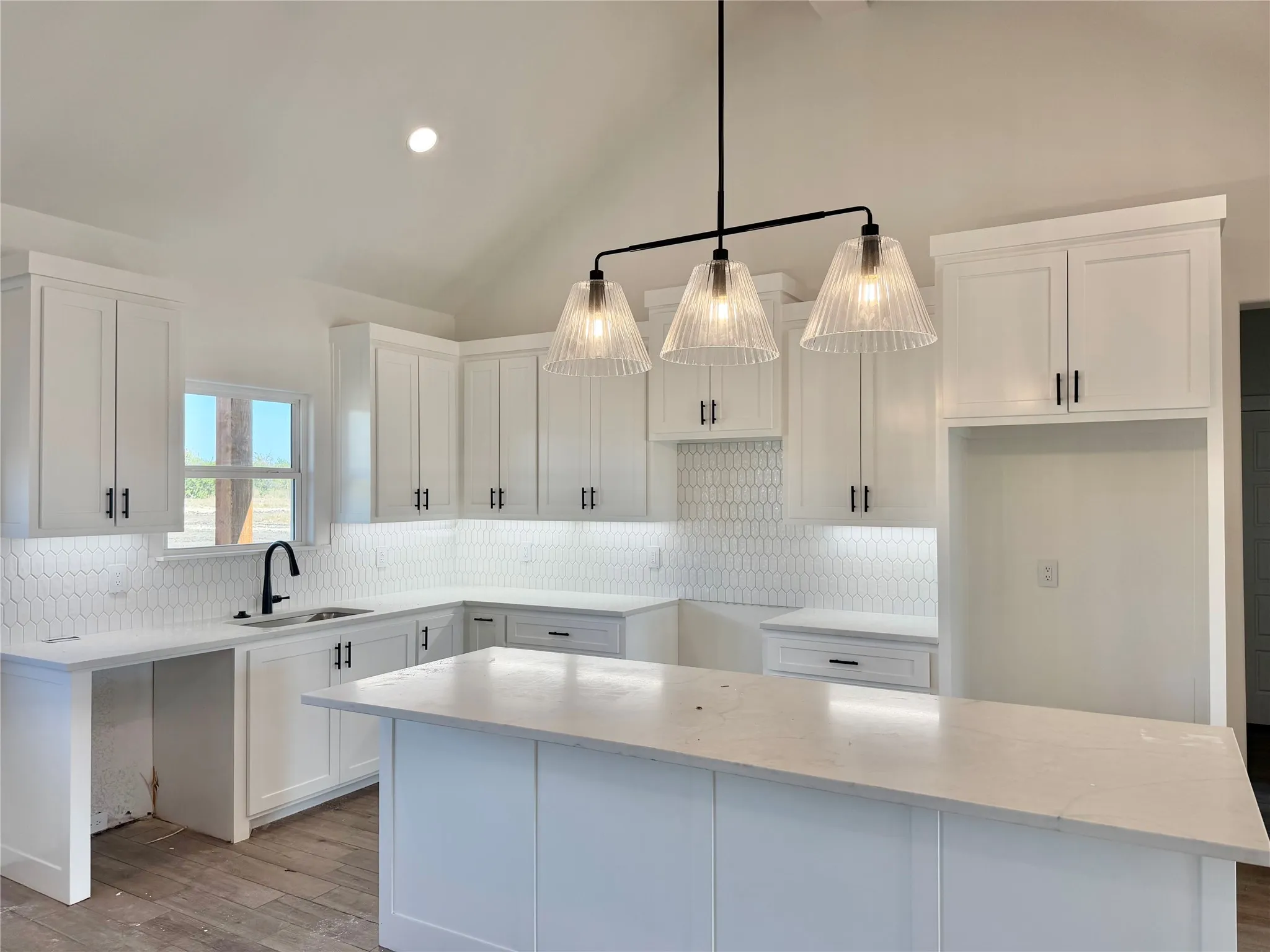 Single Family Residence For Sale in Parker County , 2021 Collin Street, Weatherford, Texas 76085, 4 Bedroom, 2 Bathroom, 2 Garage spaces, 1,925 Sqft, built in 2026, mls#21326004, Real Estate Agent in Weatherford, Homes For Sale in Parker county, Homes For Sale in Weatherford, Realtor in Weatherford Texas, Real Estate Brokerage Independent Realty Texas, Luminita Cordes Realtor