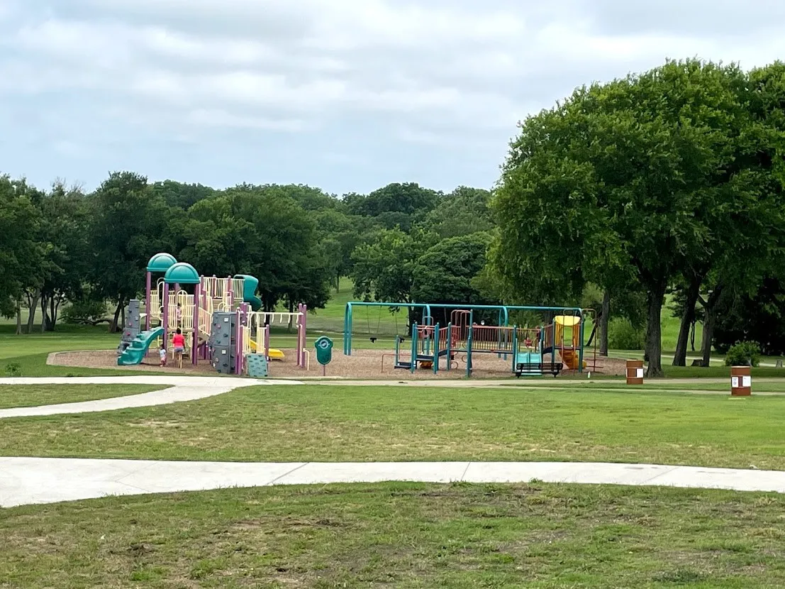 Enjoy easy access to Breckinridge Park, featuring expansive green space, walking trails, and a large playground with multiple play structures and swings. It's the perfect place for outdoor recreation, family outings, and neighborhood gatherings.