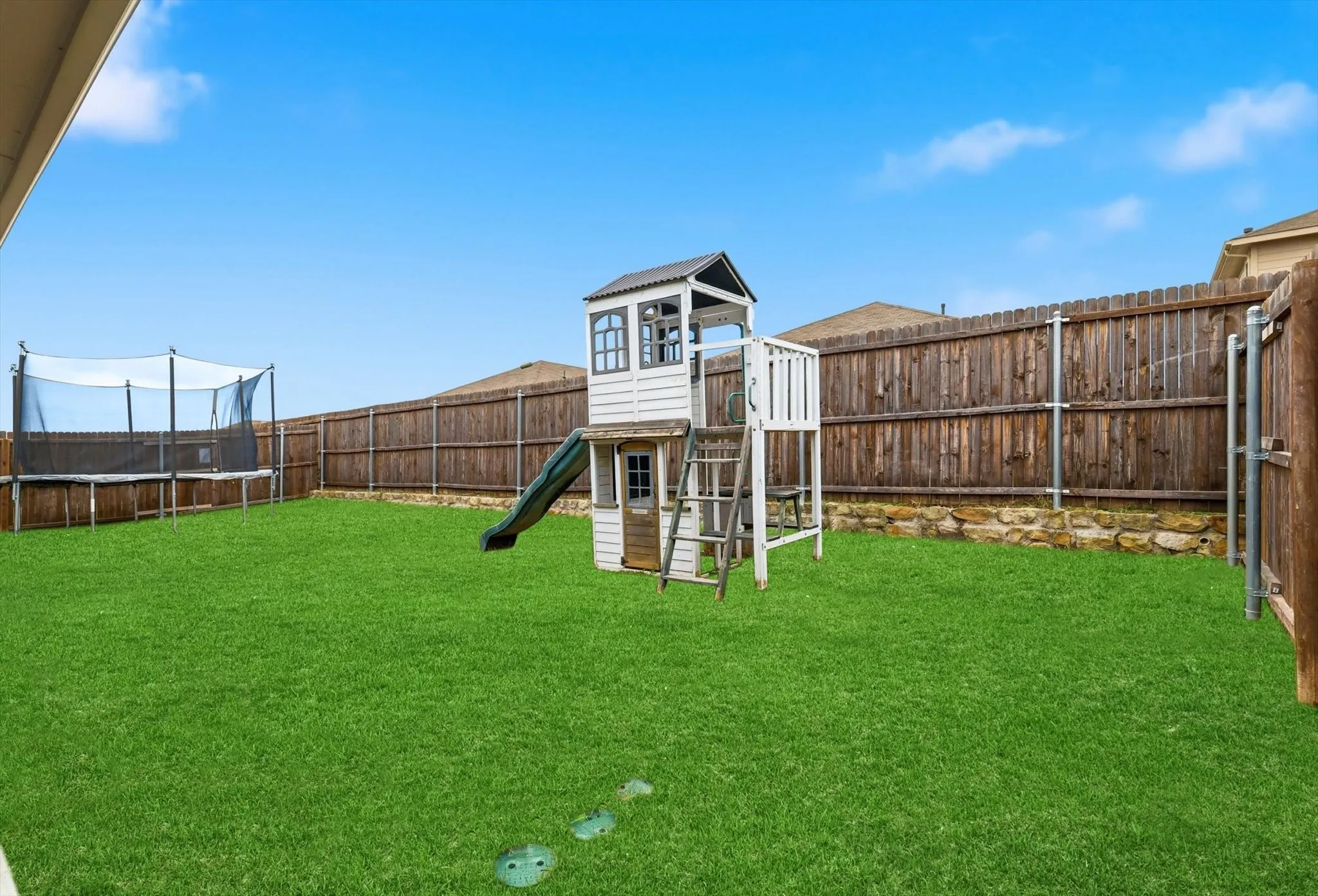 Single Family Residence For Sale in Kaufman County , 2416 Wildhaven Road, Crandall, Texas 75114, 4 Bedroom, 3 Bathroom, 2 Garage spaces, 2,060 Sqft, built in 2021, mls#21326277, Real Estate Agent in Crandall, Homes For Sale in Kaufman county, Homes For Sale in Crandall, Realtor in Crandall Texas, Real Estate Brokerage Independent Realty Texas, Luminita Cordes Realtor