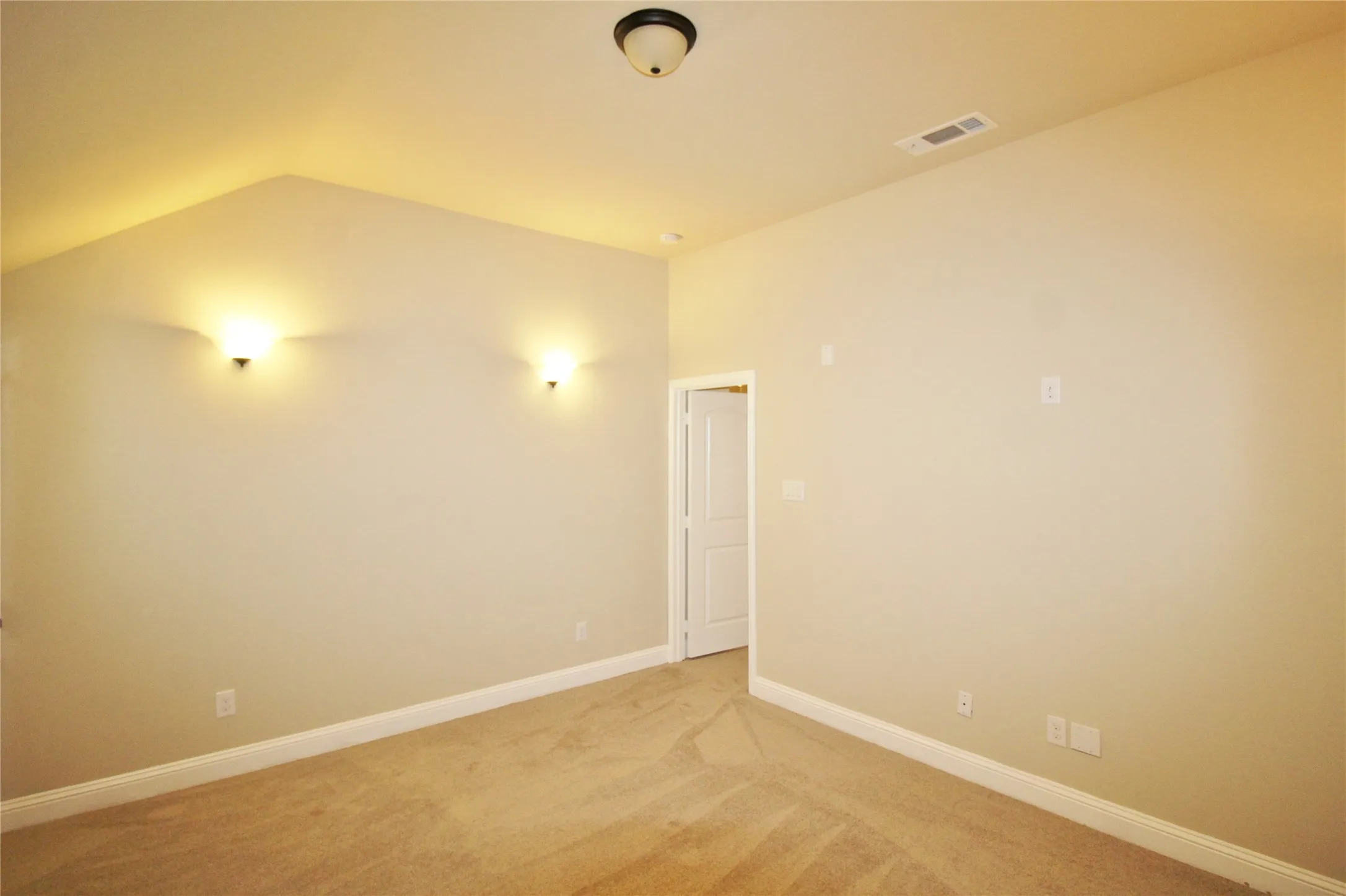 Single Family Residence For Rent in Kaufman County , 505 Clemson Lane, Forney, Texas 75126, 4 Bedroom, 4 Bathroom, 2 Garage spaces, 2,814 Sqft, built in 2016, mls#21326281, Real Estate Agent in Forney, Homes For Rent in Kaufman county, Homes For Rent in Forney, Realtor in Forney Texas, Real Estate Brokerage Independent Realty Texas, Luminita Cordes Realtor