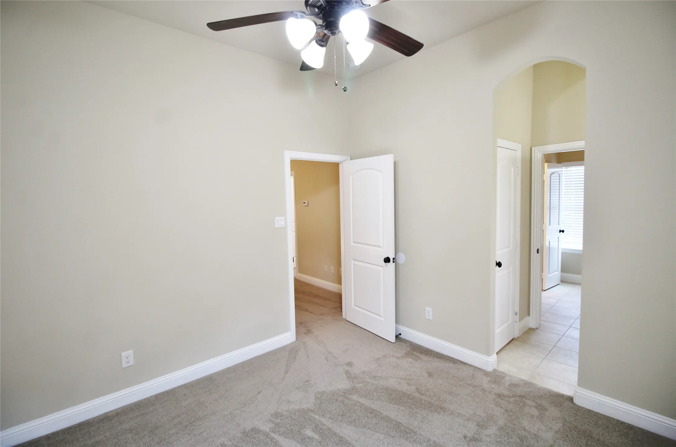 Single Family Residence For Rent in Kaufman County , 505 Clemson Lane, Forney, Texas 75126, 4 Bedroom, 4 Bathroom, 2 Garage spaces, 2,814 Sqft, built in 2016, mls#21326281, Real Estate Agent in Forney, Homes For Rent in Kaufman county, Homes For Rent in Forney, Realtor in Forney Texas, Real Estate Brokerage Independent Realty Texas, Luminita Cordes Realtor