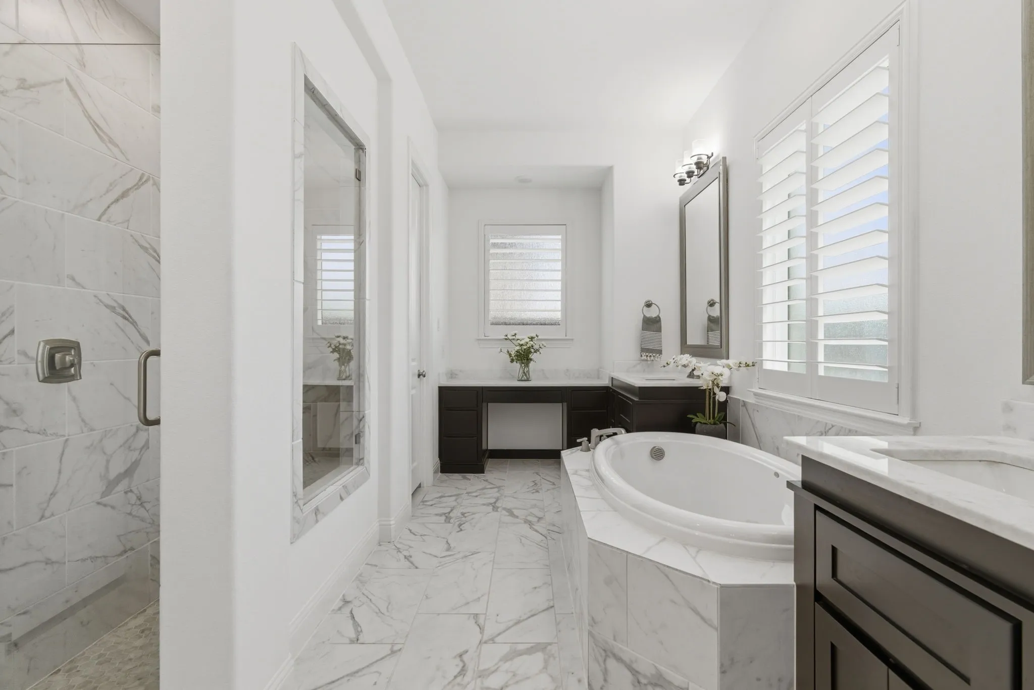 Single Family Residence For Sale in Denton County , 2405 Casia Landing, Northlake, Texas 76226, 5 Bedroom, 4 Bathroom, 3 Garage spaces, 3,452 Sqft, built in 2021, mls#21326176, Real Estate Agent in Northlake, Homes For Sale in Denton county, Homes For Sale in Northlake, Realtor in Northlake Texas, Real Estate Brokerage Independent Realty Texas, Luminita Cordes Realtor