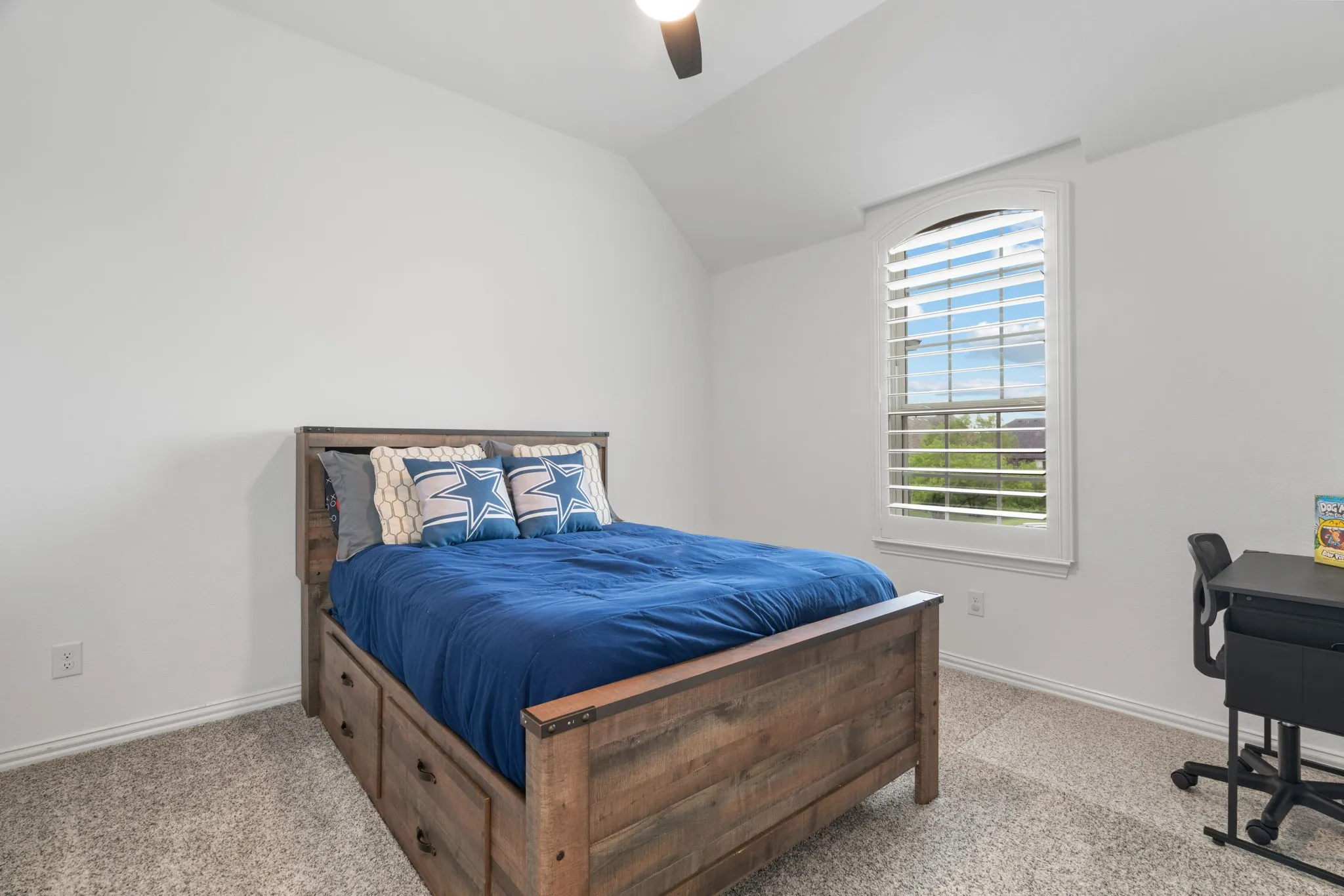Single Family Residence For Sale in Denton County , 2405 Casia Landing, Northlake, Texas 76226, 5 Bedroom, 4 Bathroom, 3 Garage spaces, 3,452 Sqft, built in 2021, mls#21326176, Real Estate Agent in Northlake, Homes For Sale in Denton county, Homes For Sale in Northlake, Realtor in Northlake Texas, Real Estate Brokerage Independent Realty Texas, Luminita Cordes Realtor