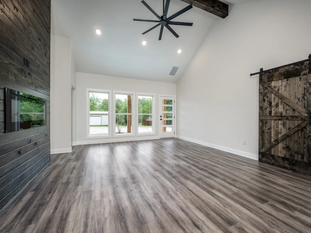 Single Family Residence For Sale in Wise County , 204 W Collins, Decatur, Texas 76234, 3 Bedroom, 2 Bathroom, 2 Garage spaces, 1,760 Sqft, built in 2025, mls#21326271, Real Estate Agent in Decatur, Homes For Sale in Wise county, Homes For Sale in Decatur, Realtor in Decatur Texas, Real Estate Brokerage Independent Realty Texas, Luminita Cordes Realtor