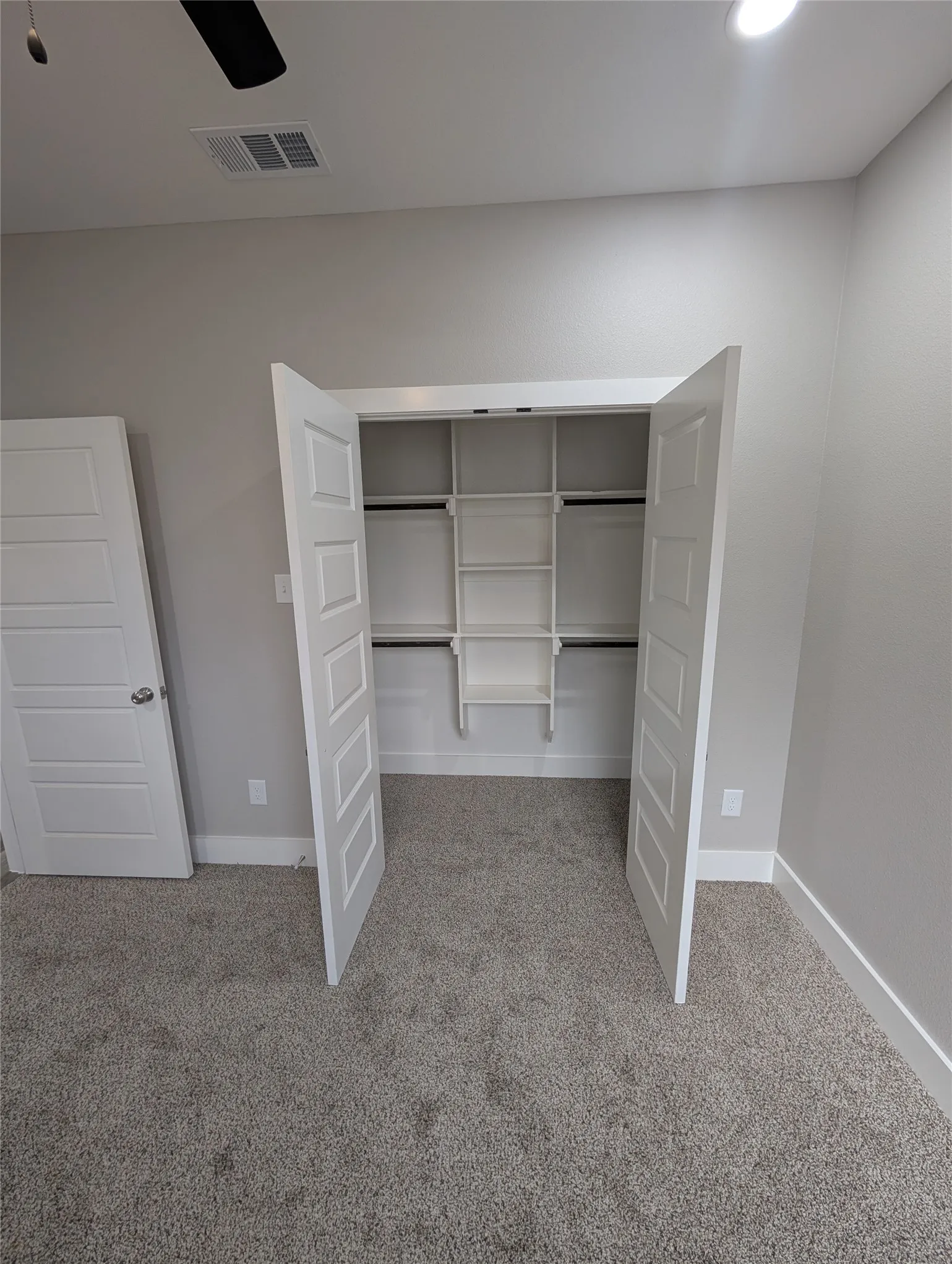 Single Family Residence For Sale in Dallas County , 2631 Burger Avenue, Dallas, Texas 75215, 3 Bedroom, 2 Bathroom, 1 Garage spaces, 1,437 Sqft, built in 2025, mls#21326288, Real Estate Agent in Dallas, Homes For Sale in Dallas county, Homes For Sale in Dallas, Realtor in Dallas Texas, Real Estate Brokerage Independent Realty Texas, Luminita Cordes Realtor