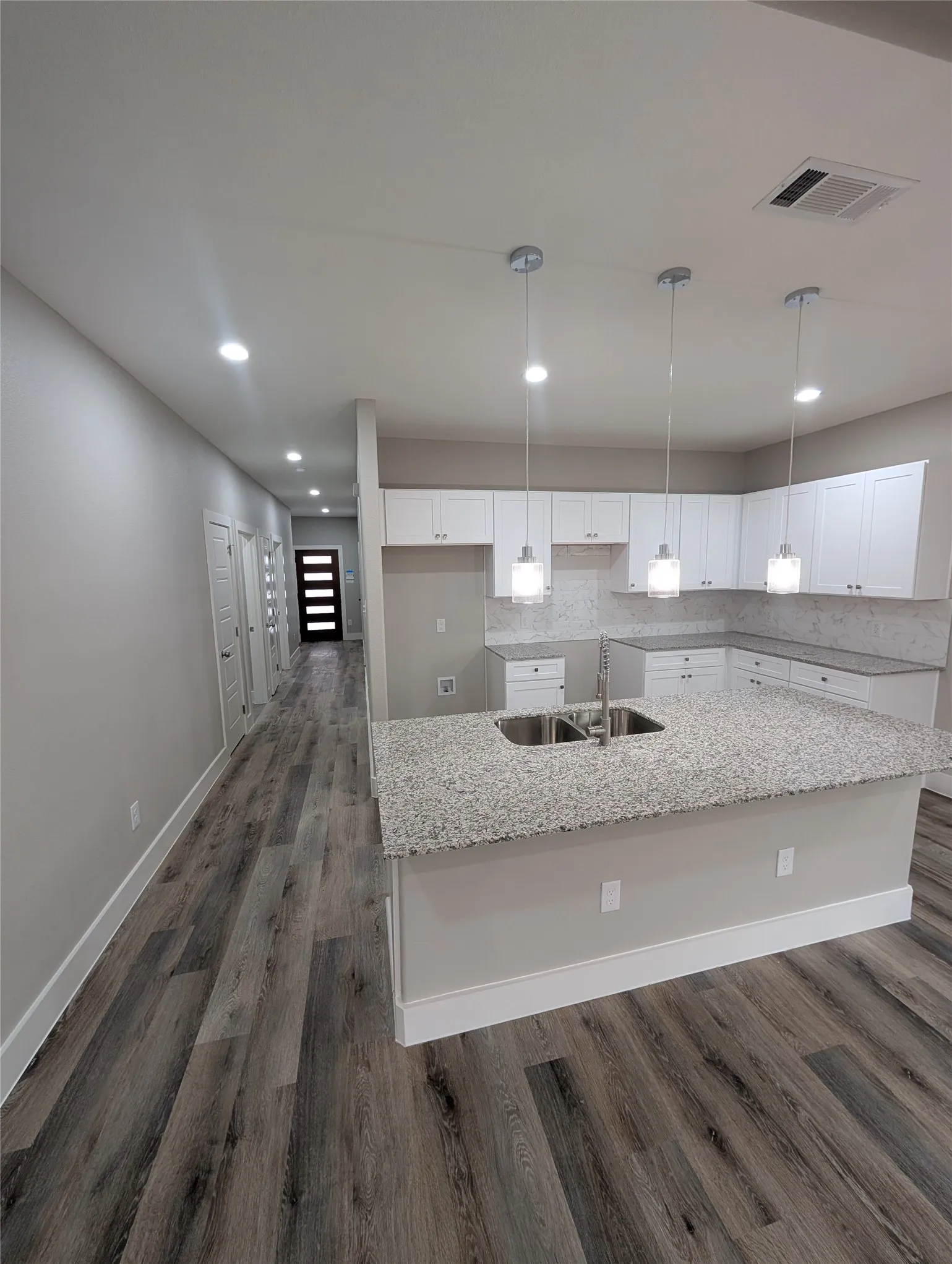 Single Family Residence For Sale in Dallas County , 2631 Burger Avenue, Dallas, Texas 75215, 3 Bedroom, 2 Bathroom, 1 Garage spaces, 1,437 Sqft, built in 2025, mls#21326288, Real Estate Agent in Dallas, Homes For Sale in Dallas county, Homes For Sale in Dallas, Realtor in Dallas Texas, Real Estate Brokerage Independent Realty Texas, Luminita Cordes Realtor