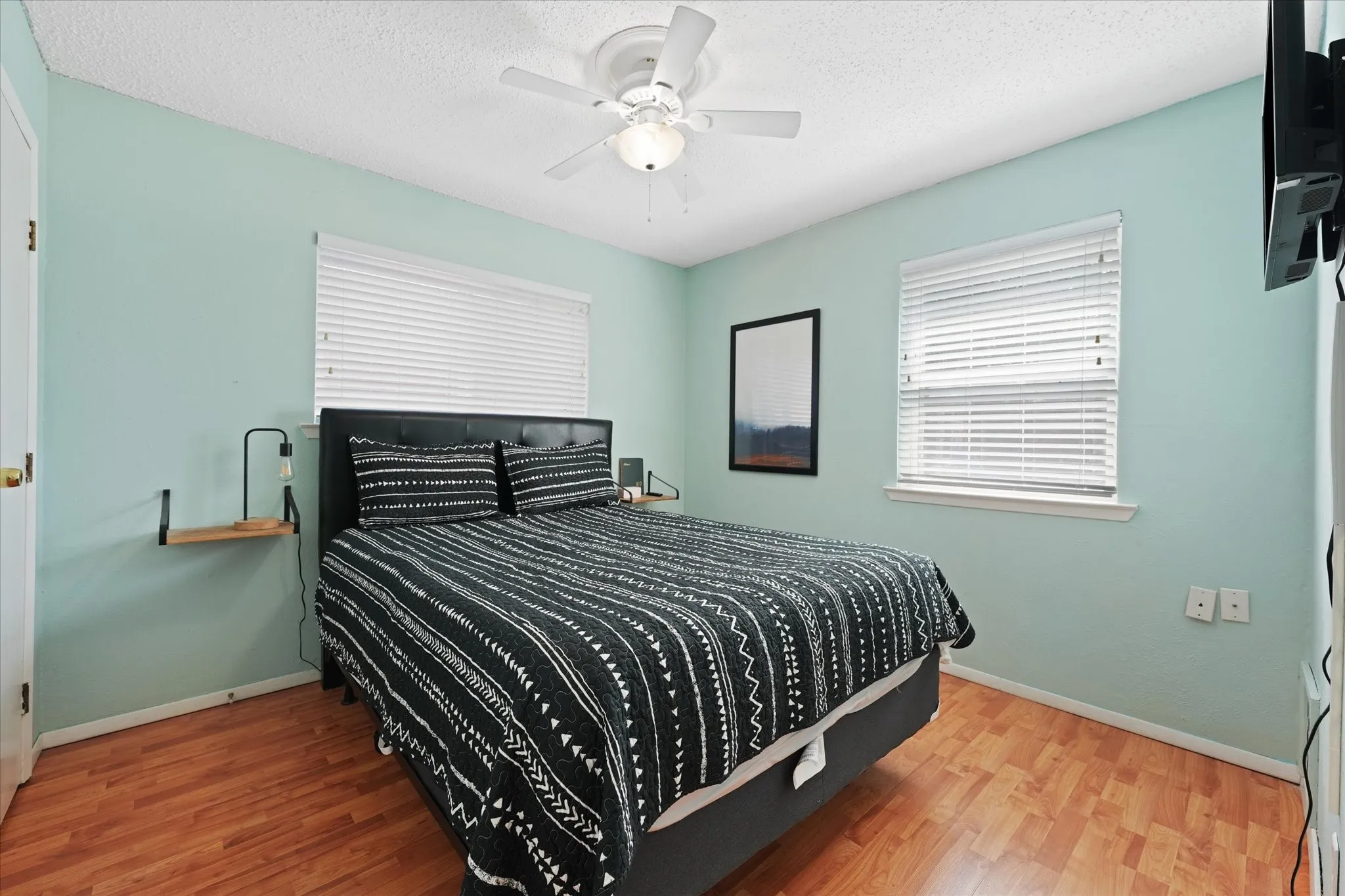 Downstairs bedroom #2