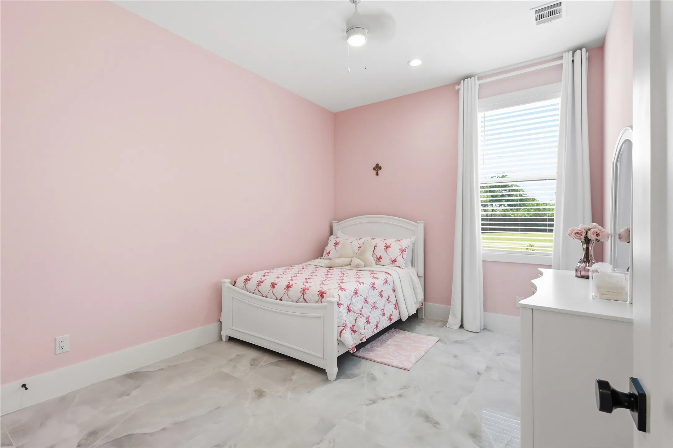 Single Family Residence For Sale in Denton County , 7381 Mesquite Ridge, Sanger, Texas 76266, 6 Bedroom, 5 Bathroom, Garage spaces, 4,404 Sqft, built in 2024, mls#21325646, Real Estate Agent in Sanger, Homes For Sale in Denton county, Homes For Sale in Sanger, Realtor in Sanger Texas, Real Estate Brokerage Independent Realty Texas, Luminita Cordes Realtor