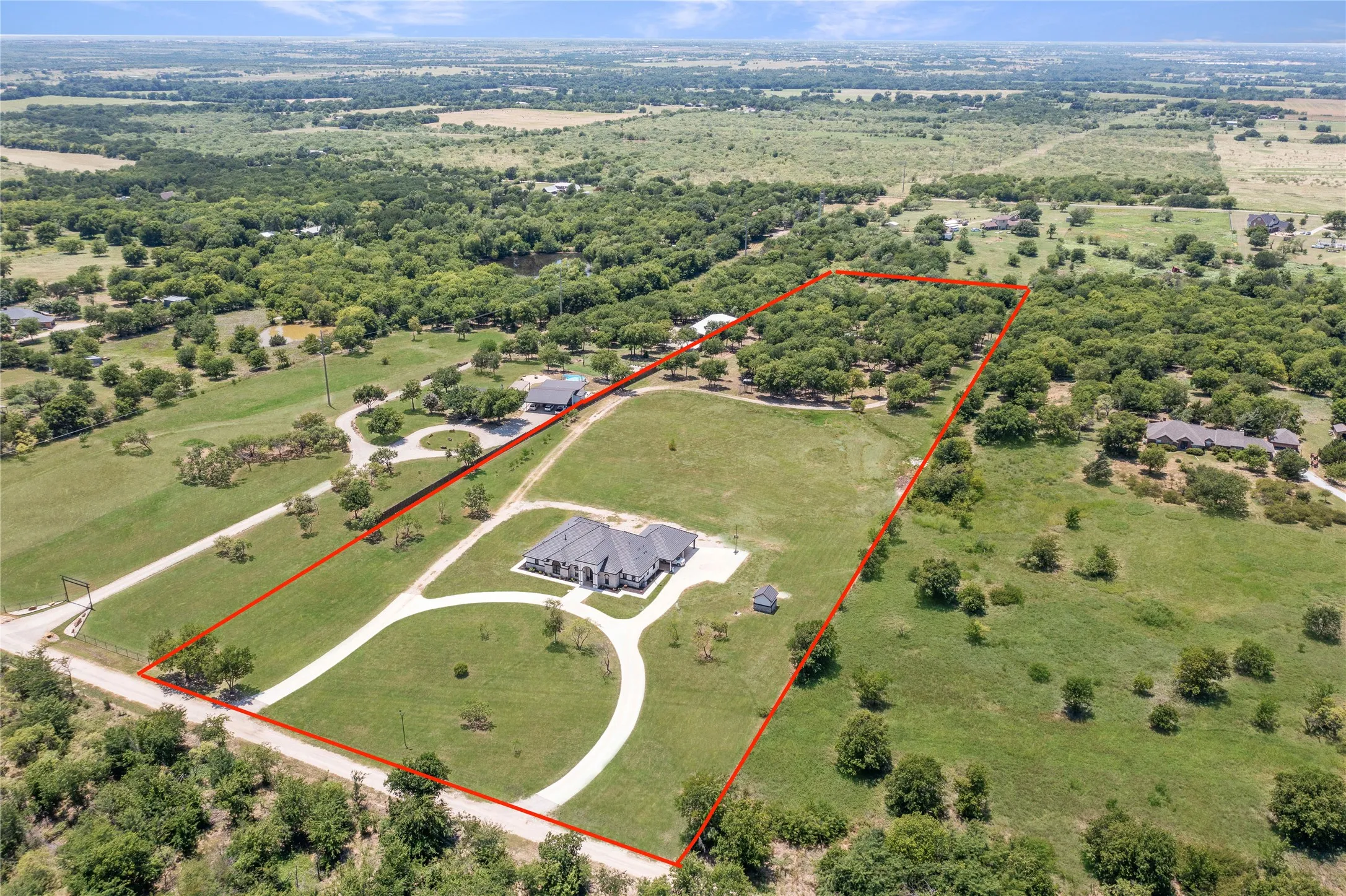 Single Family Residence For Sale in Denton County , 7381 Mesquite Ridge, Sanger, Texas 76266, 6 Bedroom, 5 Bathroom, Garage spaces, 4,404 Sqft, built in 2024, mls#21325646, Real Estate Agent in Sanger, Homes For Sale in Denton county, Homes For Sale in Sanger, Realtor in Sanger Texas, Real Estate Brokerage Independent Realty Texas, Luminita Cordes Realtor