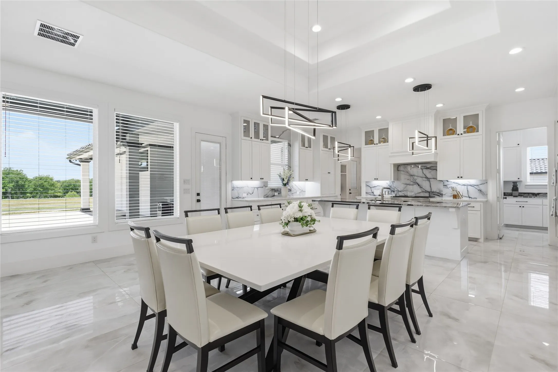Single Family Residence For Sale in Denton County , 7381 Mesquite Ridge, Sanger, Texas 76266, 6 Bedroom, 5 Bathroom, Garage spaces, 4,404 Sqft, built in 2024, mls#21325646, Real Estate Agent in Sanger, Homes For Sale in Denton county, Homes For Sale in Sanger, Realtor in Sanger Texas, Real Estate Brokerage Independent Realty Texas, Luminita Cordes Realtor