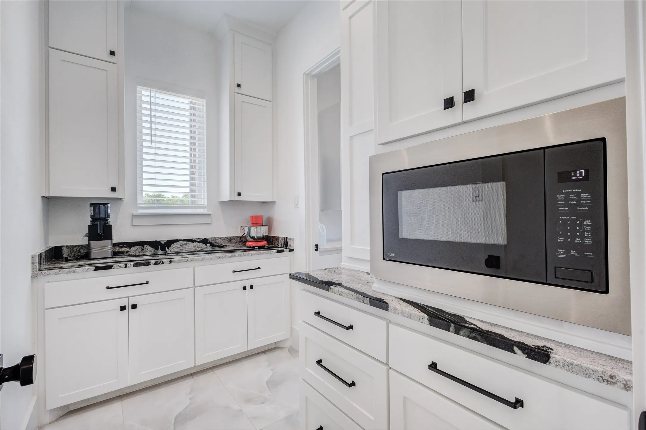 Single Family Residence For Sale in Denton County , 7381 Mesquite Ridge, Sanger, Texas 76266, 6 Bedroom, 5 Bathroom, Garage spaces, 4,404 Sqft, built in 2024, mls#21325646, Real Estate Agent in Sanger, Homes For Sale in Denton county, Homes For Sale in Sanger, Realtor in Sanger Texas, Real Estate Brokerage Independent Realty Texas, Luminita Cordes Realtor