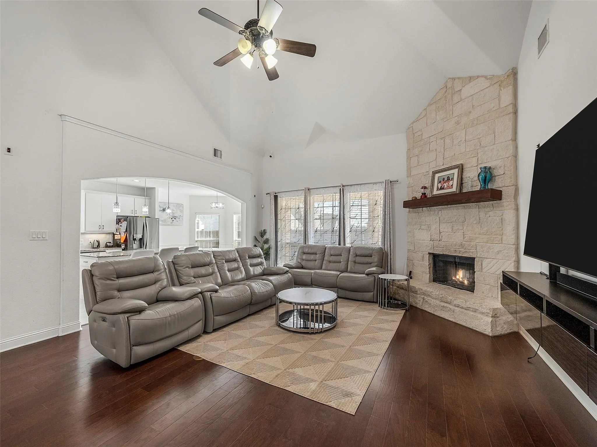 Single Family Residence For Sale in Collin County , 3608 N Hutch Drive, Plano, Texas 75074, 4 Bedroom, 4 Bathroom, 2 Garage spaces, 3,872 Sqft, built in 2013, mls#21326333, Real Estate Agent in Plano, Homes For Sale in Collin county, Homes For Sale in Plano, Realtor in Plano Texas, Real Estate Brokerage Independent Realty Texas, Luminita Cordes Realtor
