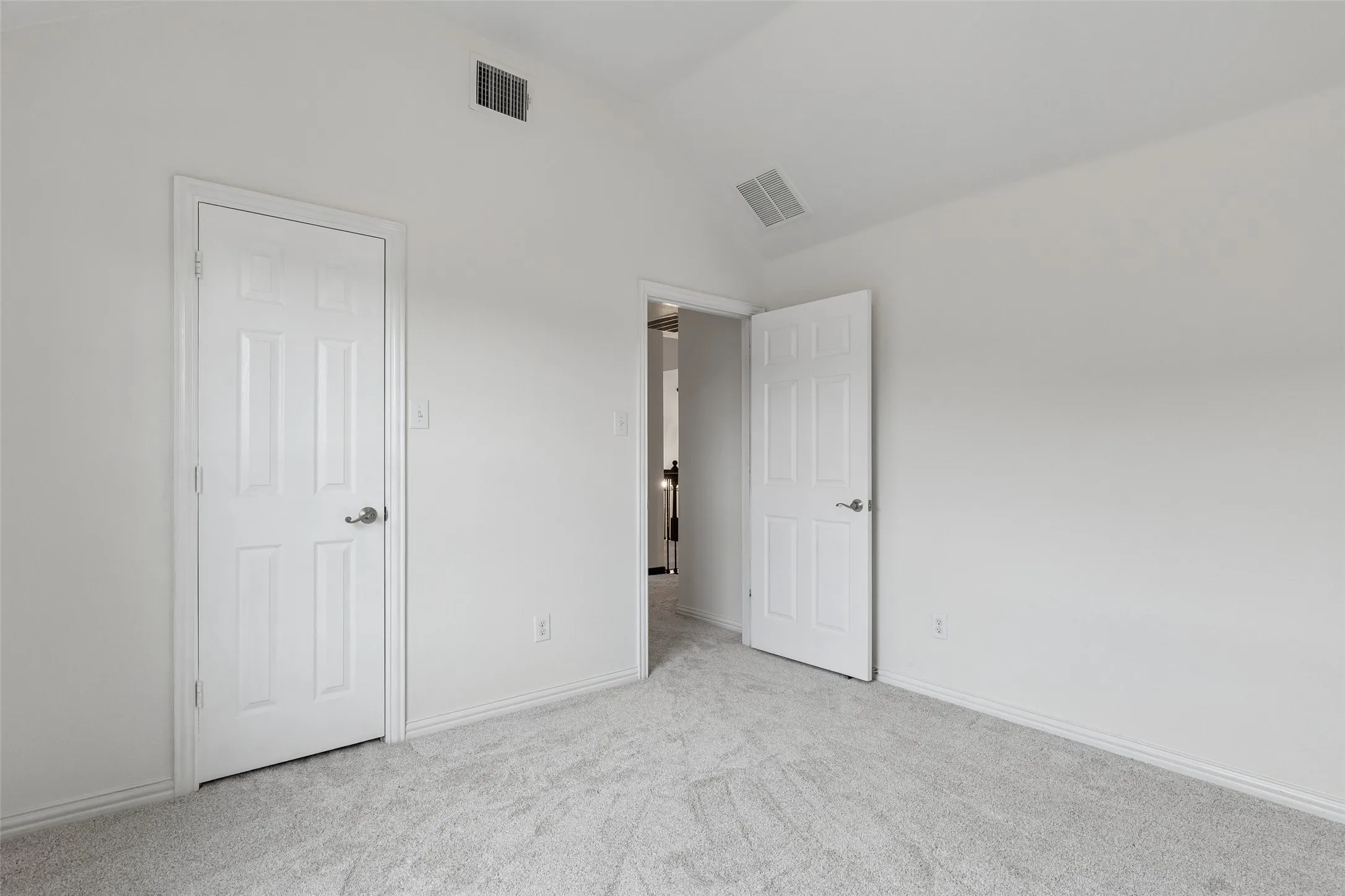 Single Family Residence For Sale in Denton County , 14217 Signal Hill Drive, Little Elm, Texas 75068, 5 Bedroom, 3 Bathroom, 2 Garage spaces, 2,853 Sqft, built in 2014, mls#21326242, Real Estate Agent in Little Elm, Homes For Sale in Denton county, Homes For Sale in Little Elm, Realtor in Little Elm Texas, Real Estate Brokerage Independent Realty Texas, Luminita Cordes Realtor