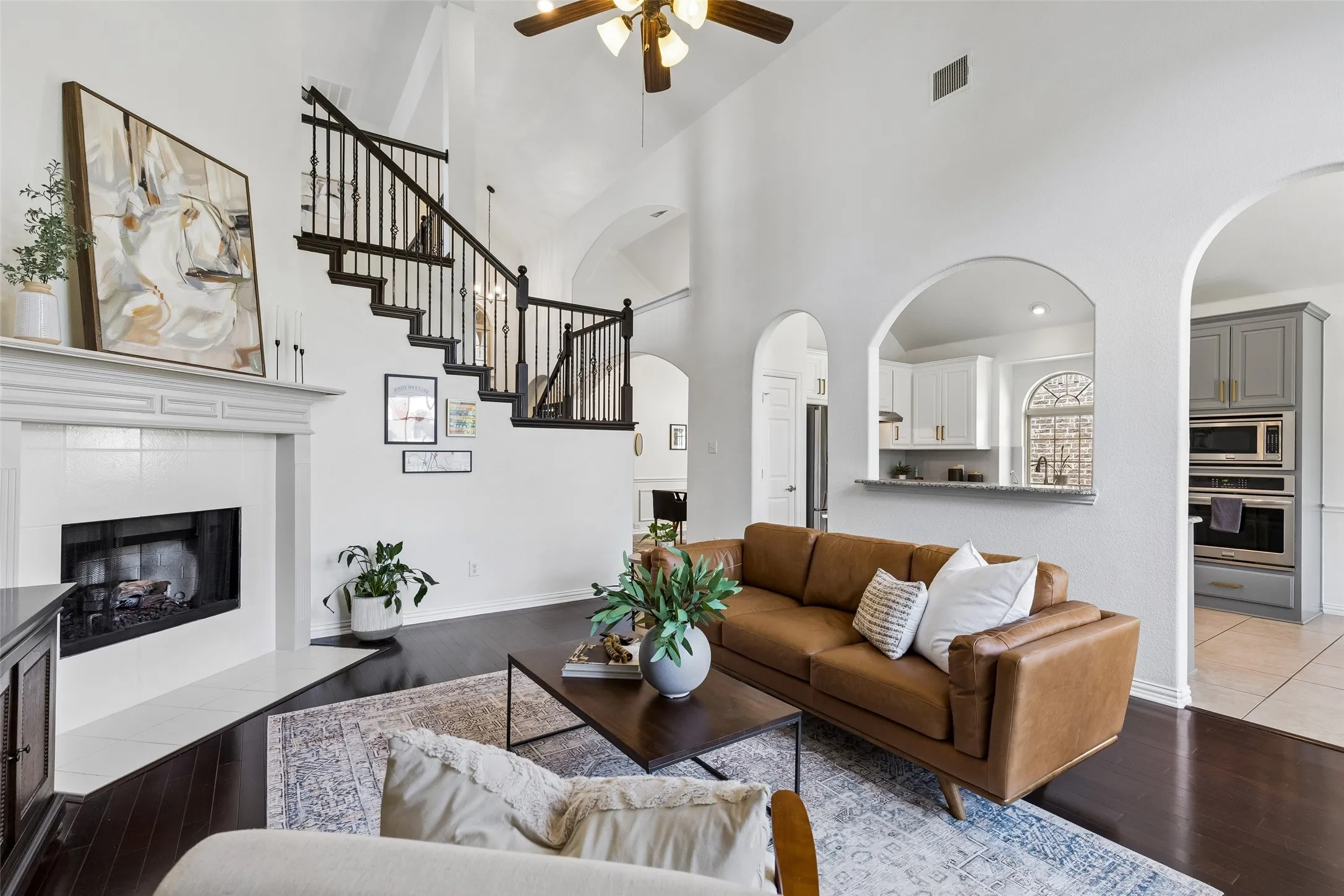 Single Family Residence For Sale in Denton County , 14217 Signal Hill Drive, Little Elm, Texas 75068, 5 Bedroom, 3 Bathroom, 2 Garage spaces, 2,853 Sqft, built in 2014, mls#21326242, Real Estate Agent in Little Elm, Homes For Sale in Denton county, Homes For Sale in Little Elm, Realtor in Little Elm Texas, Real Estate Brokerage Independent Realty Texas, Luminita Cordes Realtor