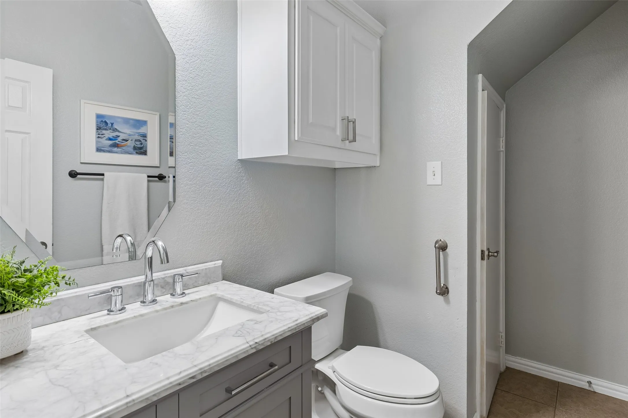 Single Family Residence For Sale in Denton County , 14217 Signal Hill Drive, Little Elm, Texas 75068, 5 Bedroom, 3 Bathroom, 2 Garage spaces, 2,853 Sqft, built in 2014, mls#21326242, Real Estate Agent in Little Elm, Homes For Sale in Denton county, Homes For Sale in Little Elm, Realtor in Little Elm Texas, Real Estate Brokerage Independent Realty Texas, Luminita Cordes Realtor