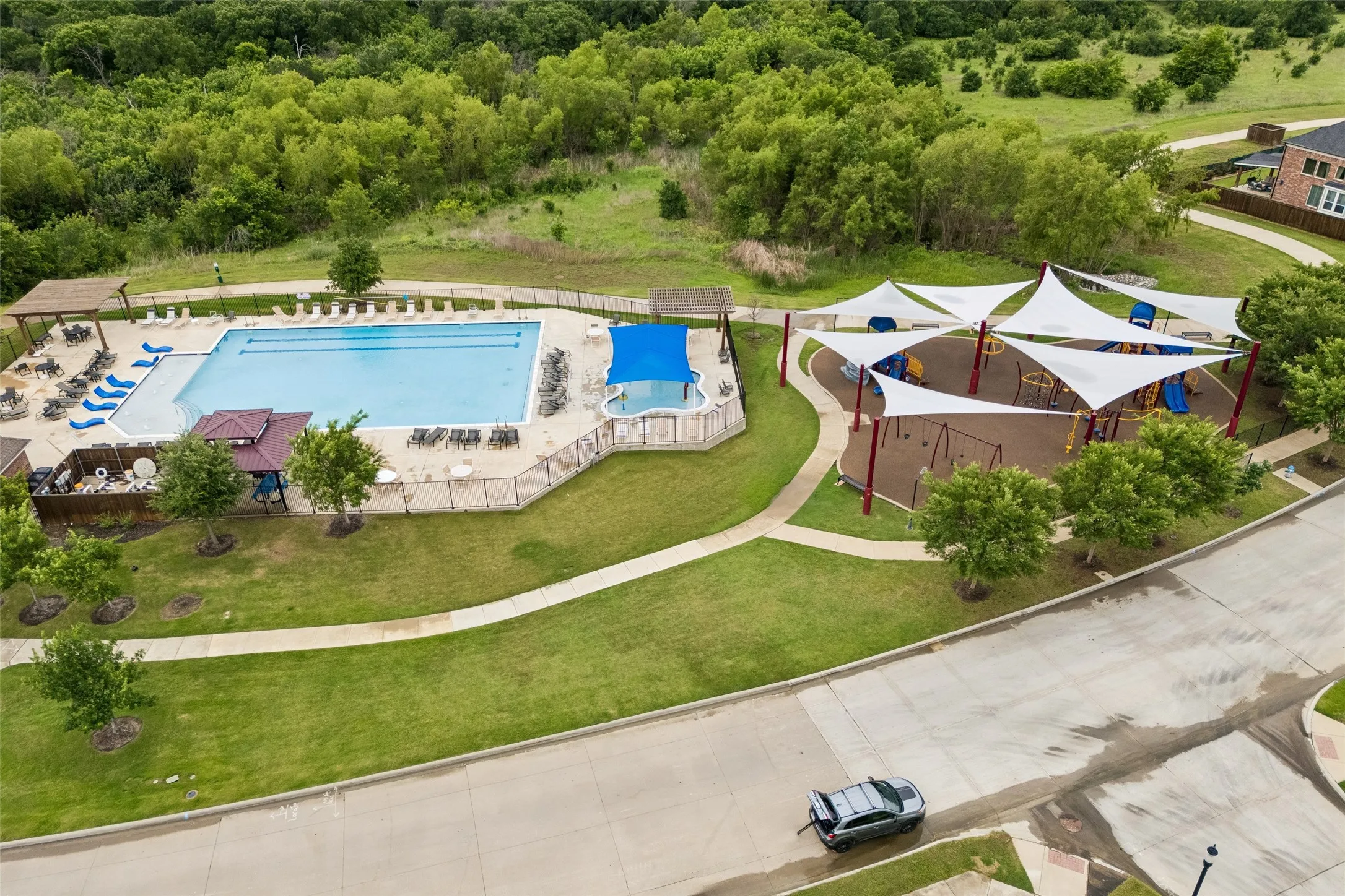 Single Family Residence For Sale in Denton County , 14217 Signal Hill Drive, Little Elm, Texas 75068, 5 Bedroom, 3 Bathroom, 2 Garage spaces, 2,853 Sqft, built in 2014, mls#21326242, Real Estate Agent in Little Elm, Homes For Sale in Denton county, Homes For Sale in Little Elm, Realtor in Little Elm Texas, Real Estate Brokerage Independent Realty Texas, Luminita Cordes Realtor