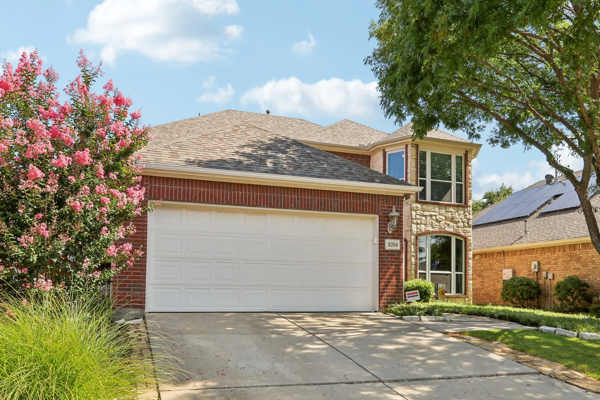 Single Family Residence For Sale in Collin County , 8204 Olympia Drive, Mc Kinney, Texas 75072, 4 Bedroom, 3 Bathroom, 2 Garage spaces, 2,572 Sqft, built in 2005, mls#21312641, Real Estate Agent in Mc Kinney, Homes For Sale in Collin county, Homes For Sale in Mc Kinney, Realtor in Mc Kinney Texas, Real Estate Brokerage Independent Realty Texas, Luminita Cordes Realtor