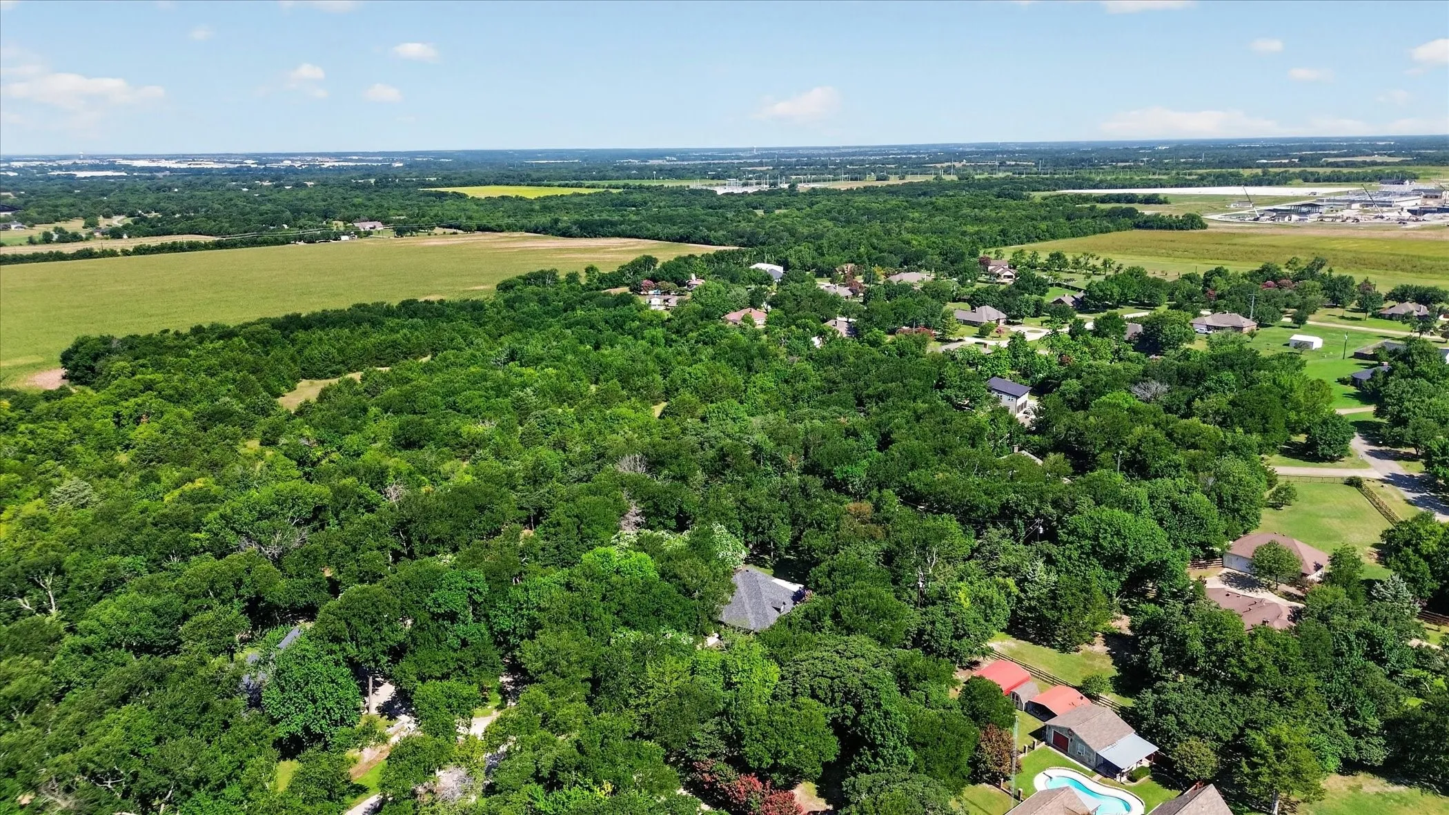 Single Family Residence For Sale in Collin County , 220 Priscilla Circle, New Hope, Texas 75071, 4 Bedroom, 3 Bathroom, 3 Garage spaces, 2,748 Sqft, built in 1985, mls#21323151, Real Estate Agent in New Hope, Homes For Sale in Collin county, Homes For Sale in New Hope, Realtor in New Hope Texas, Real Estate Brokerage Independent Realty Texas, Luminita Cordes Realtor