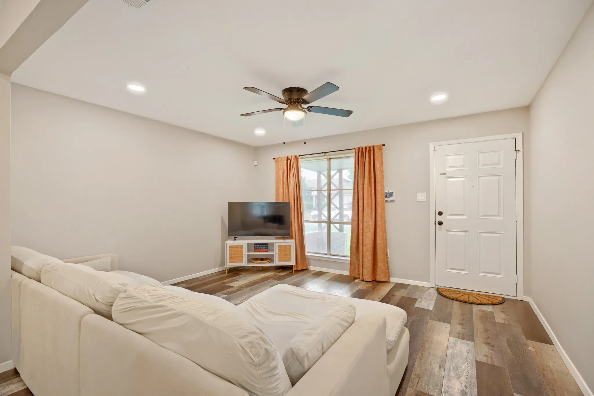Spacious living room for movie nights