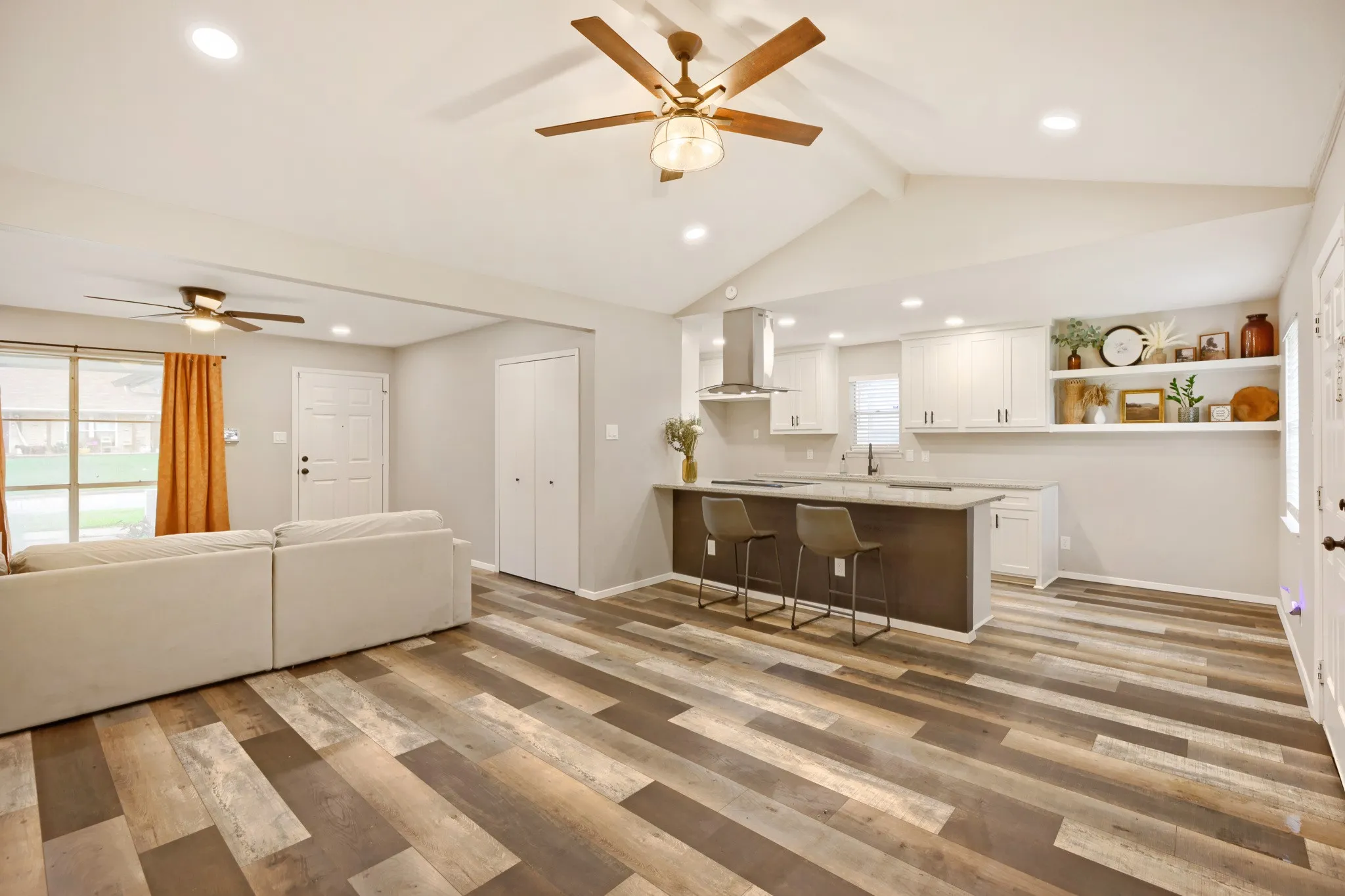 Open floor plan concept