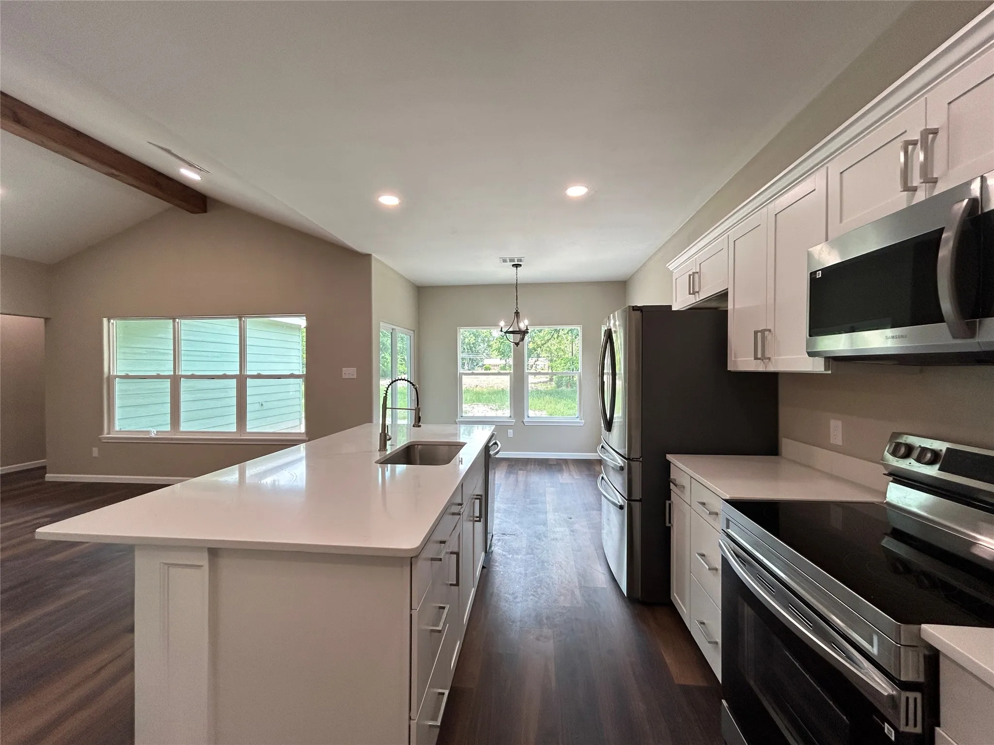 Single Family Residence For Rent in Hopkins County , 923 Putman Street, Sulphur Springs, Texas 75482, 3 Bedroom, 2 Bathroom, 2 Garage spaces, 1,326 Sqft, built in 2026, mls#21326327, Real Estate Agent in Sulphur Springs, Homes For Rent in Hopkins county, Homes For Rent in Sulphur Springs, Realtor in Sulphur Springs Texas, Real Estate Brokerage Independent Realty Texas, Luminita Cordes Realtor