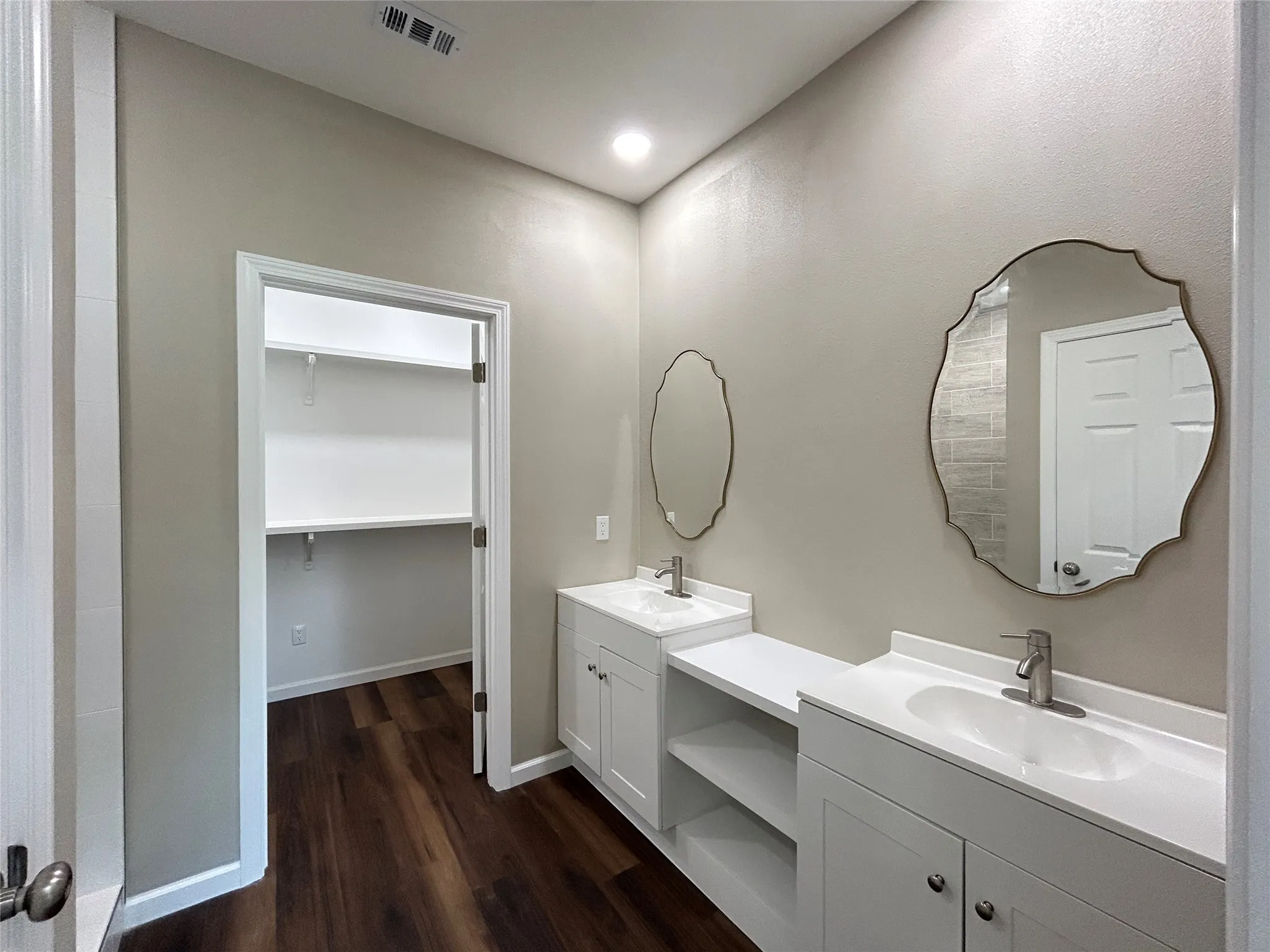 Single Family Residence For Rent in Hopkins County , 923 Putman Street, Sulphur Springs, Texas 75482, 3 Bedroom, 2 Bathroom, 2 Garage spaces, 1,326 Sqft, built in 2026, mls#21326327, Real Estate Agent in Sulphur Springs, Homes For Rent in Hopkins county, Homes For Rent in Sulphur Springs, Realtor in Sulphur Springs Texas, Real Estate Brokerage Independent Realty Texas, Luminita Cordes Realtor