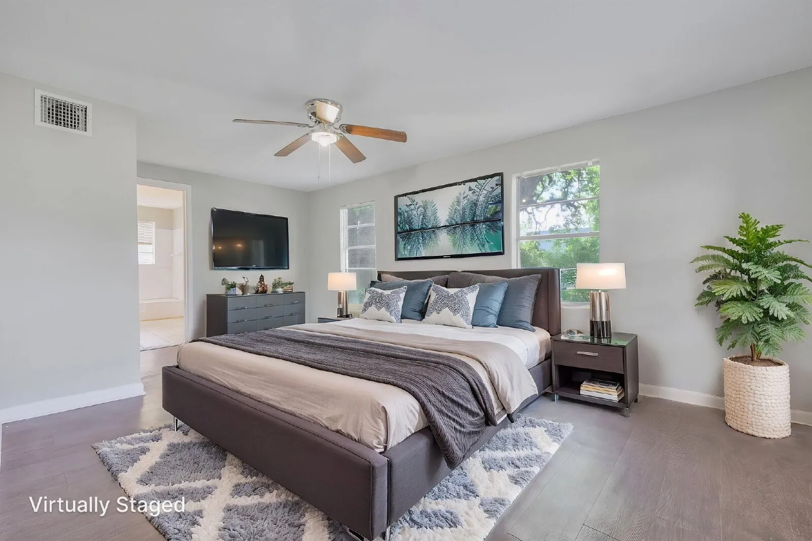 Single Family Residence For Rent in Parker County , 107 Windsor Court, Weatherford, Texas 76086, 2 Bedroom, 2 Bathroom, Garage spaces, 1,203 Sqft, built in 1950, mls#21325846, Real Estate Agent in Weatherford, Homes For Rent in Parker county, Homes For Rent in Weatherford, Realtor in Weatherford Texas, Real Estate Brokerage Independent Realty Texas, Luminita Cordes Realtor