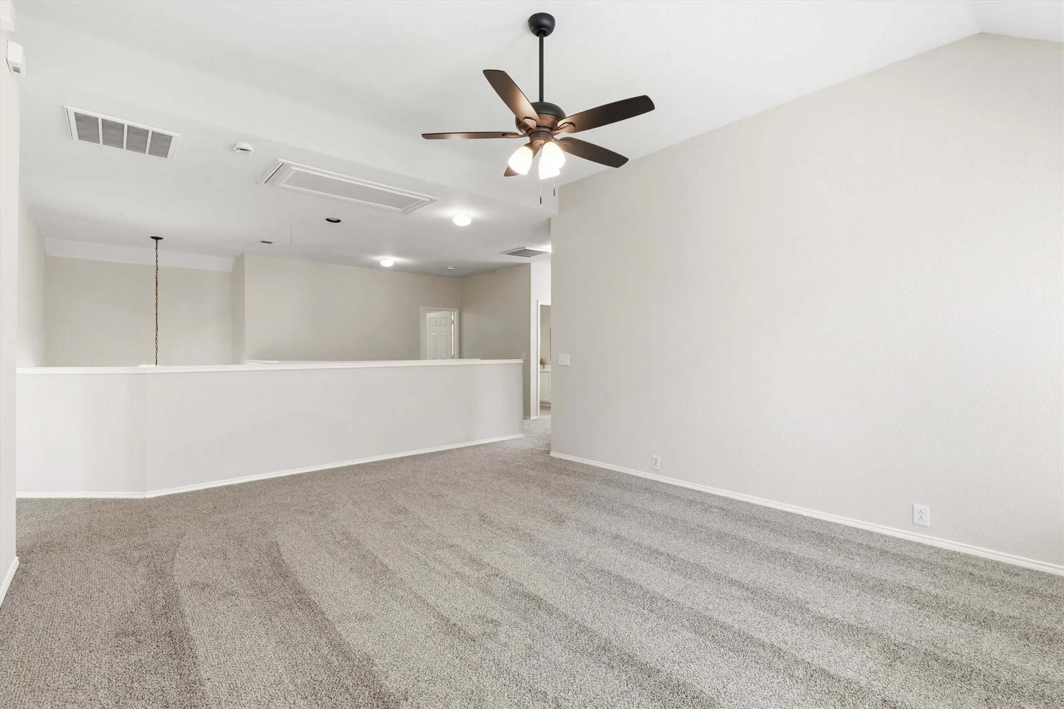 Single Family Residence For Sale in Collin County , 8625 Luzerne Drive, Mc Kinney, Texas 75072, 4 Bedroom, 3 Bathroom, 2 Garage spaces, 2,818 Sqft, built in 2004, mls#21326280, Real Estate Agent in Mc Kinney, Homes For Sale in Collin county, Homes For Sale in Mc Kinney, Realtor in Mc Kinney Texas, Real Estate Brokerage Independent Realty Texas, Luminita Cordes Realtor