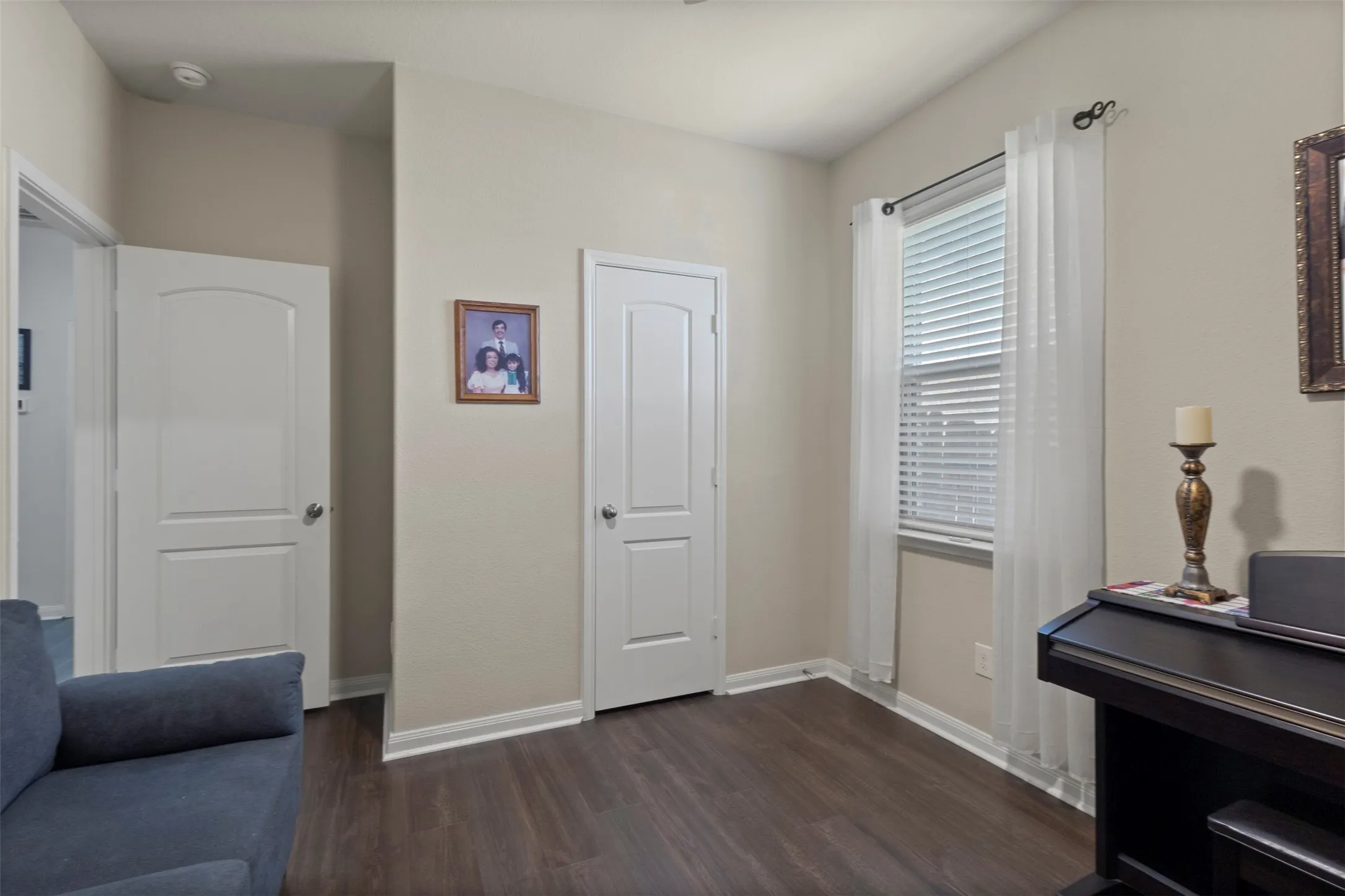 Single Family Residence For Sale in Collin County , 1535 Park Trails Boulevard, Princeton, Texas 75407, 3 Bedroom, 2 Bathroom, 2 Garage spaces, 1,619 Sqft, built in 2019, mls#21325338, Real Estate Agent in Princeton, Homes For Sale in Collin county, Homes For Sale in Princeton, Realtor in Princeton Texas, Real Estate Brokerage Independent Realty Texas, Luminita Cordes Realtor